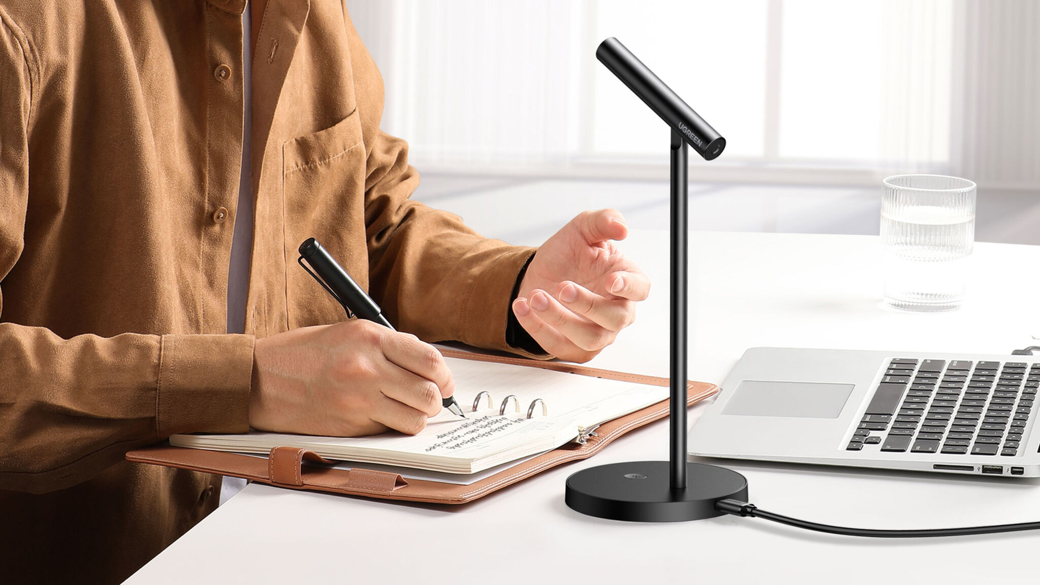 CM379 Desktop microphone