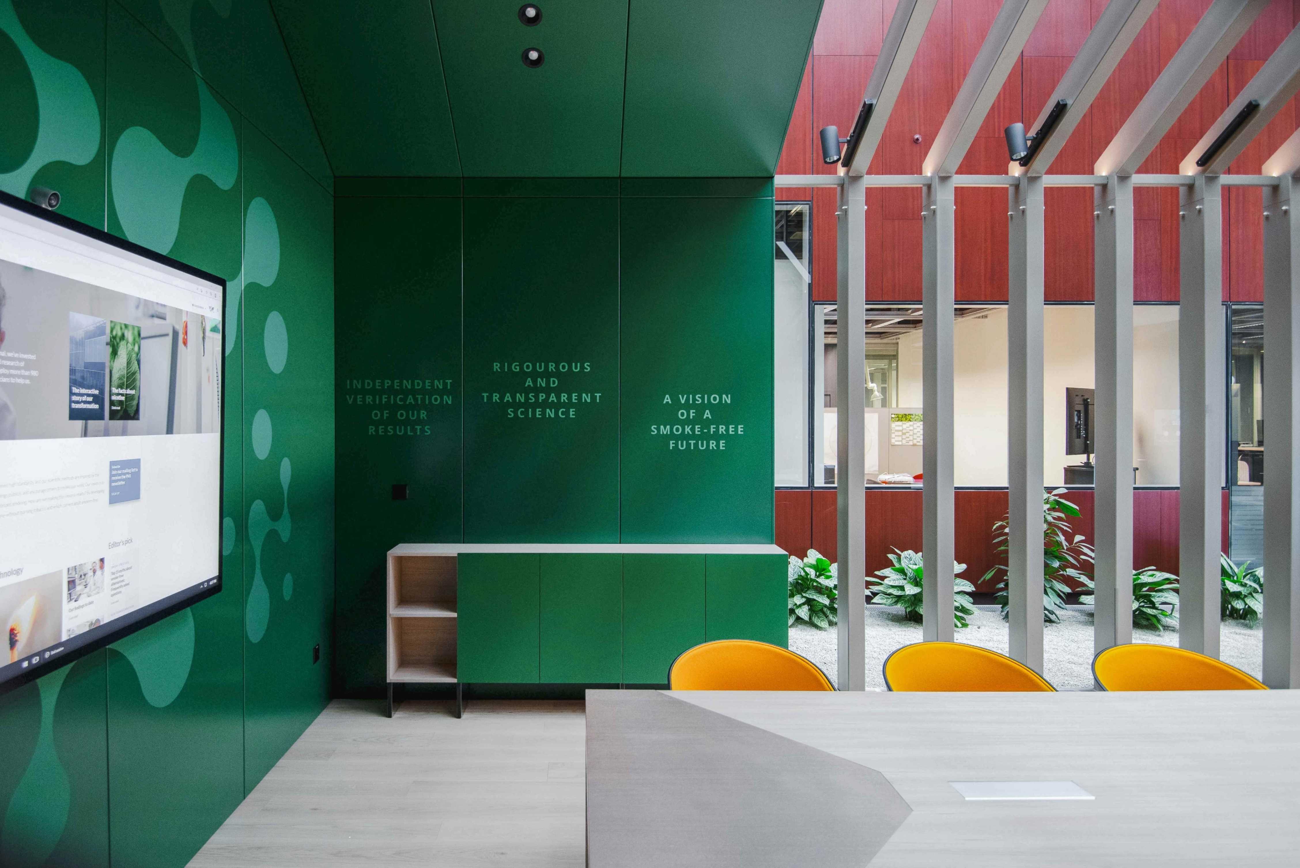 Country Lab X PMI’s Science Square