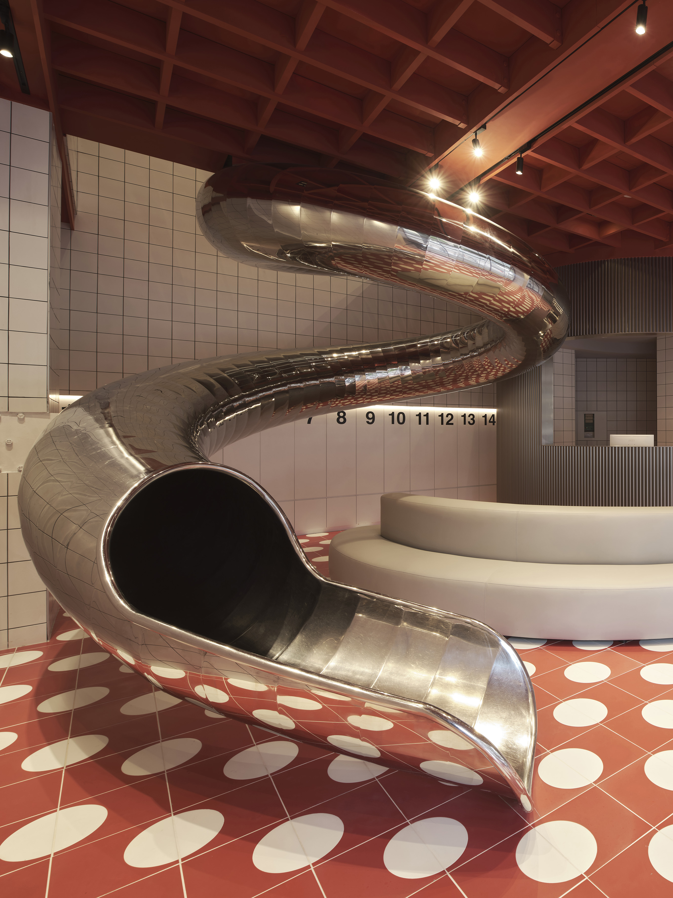 RedDot Hotel 2.0