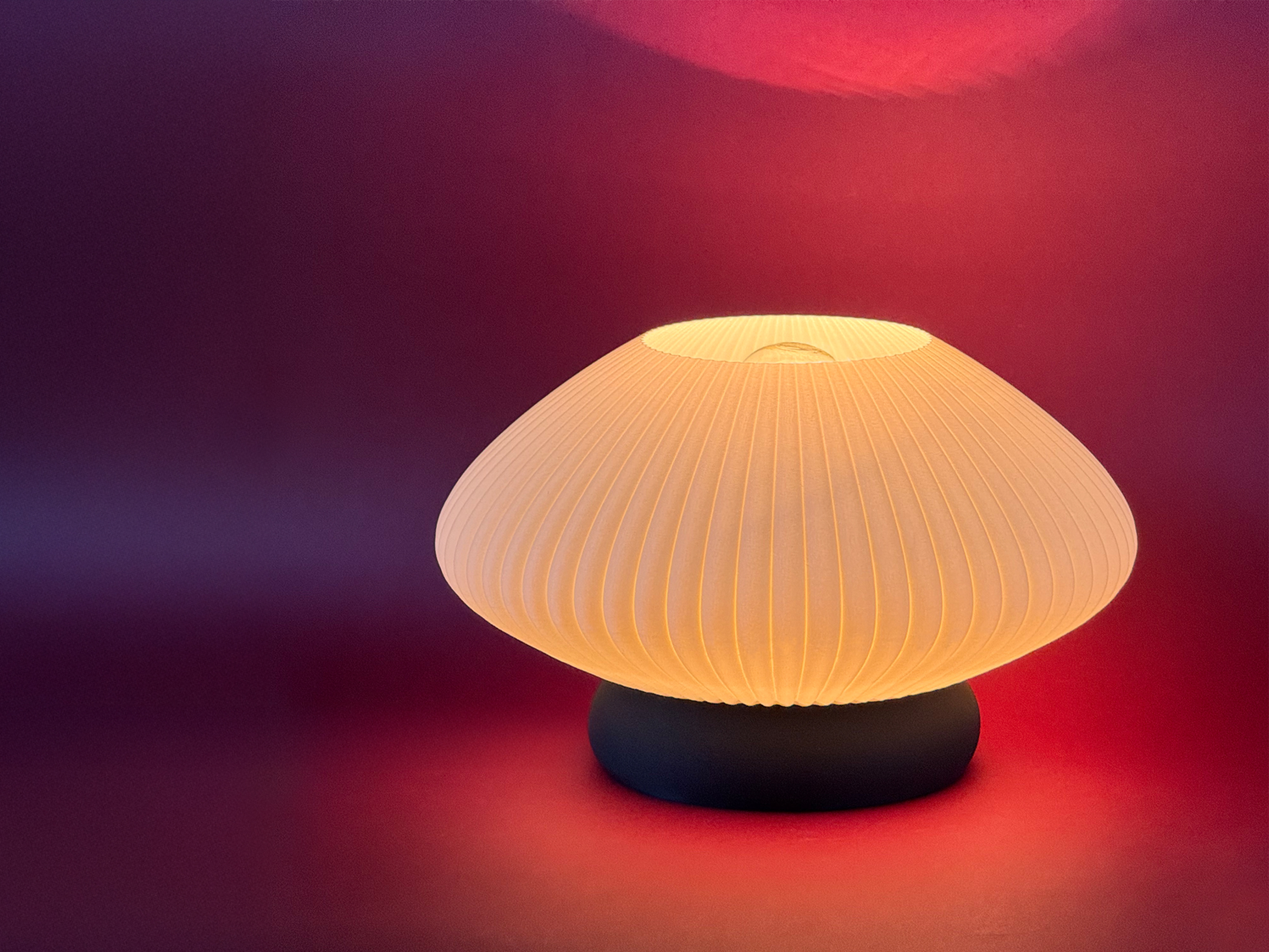 Maju Lily Lamp