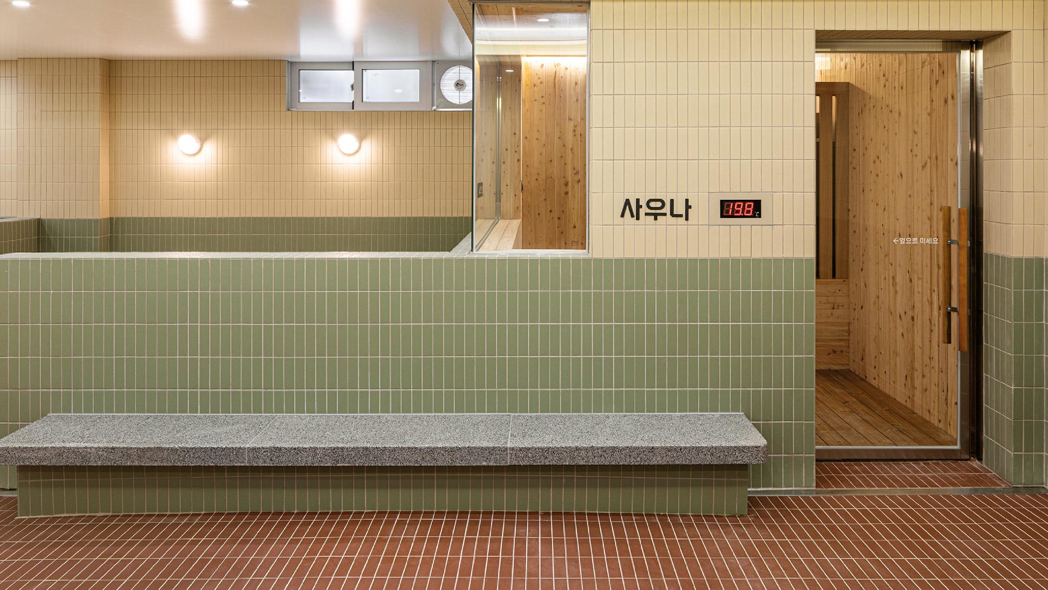 Life-saving Bathhouse