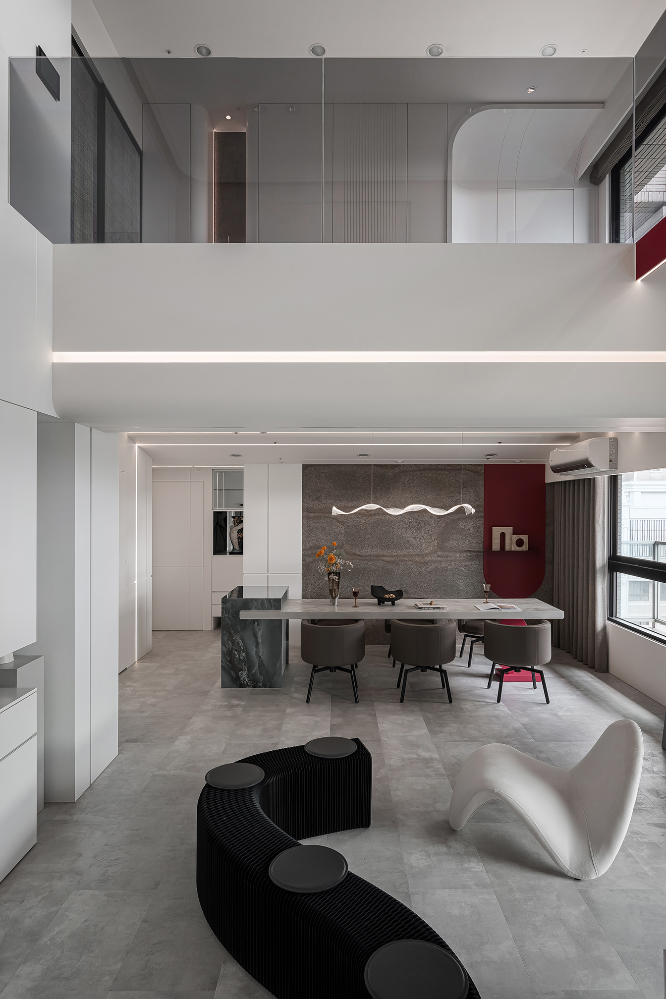 Art in Flowing Light