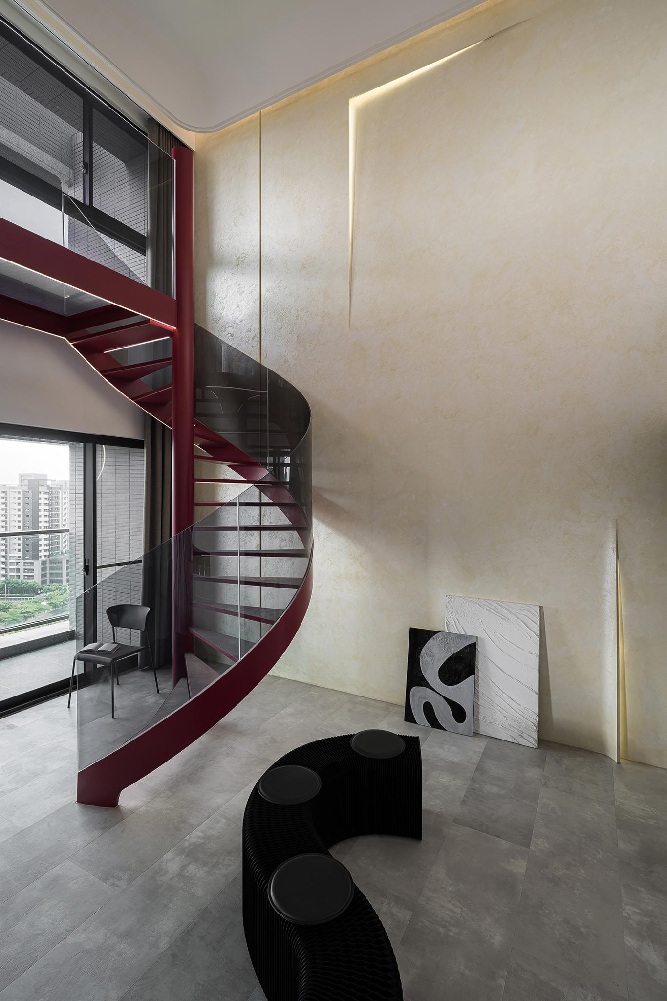 Art in Flowing Light