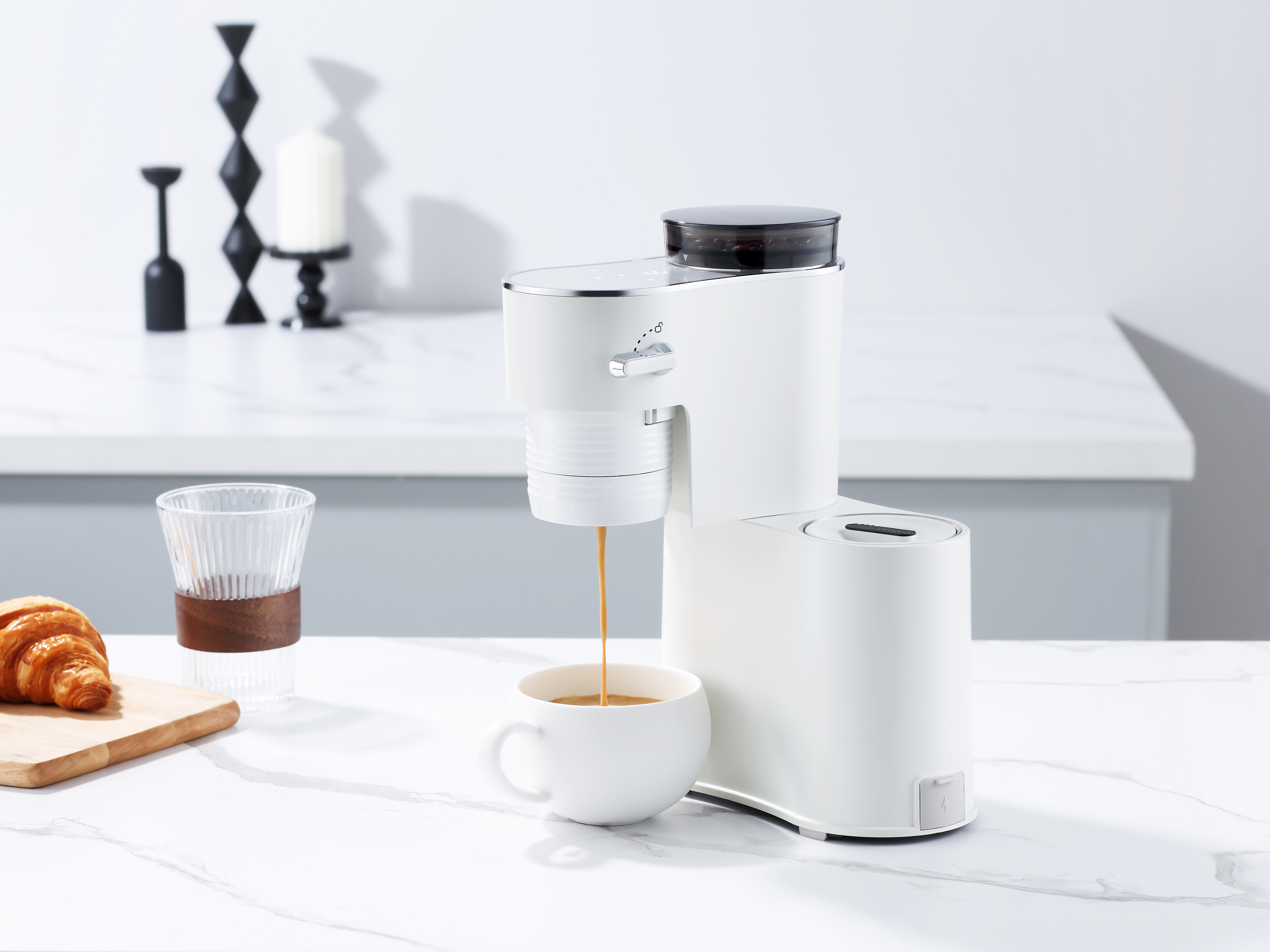 Brew & Grind Coffeemaker