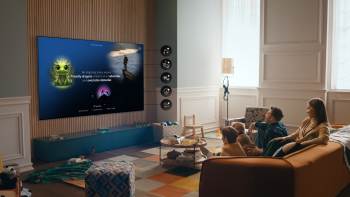 AI Living Display with Two-way Interaction