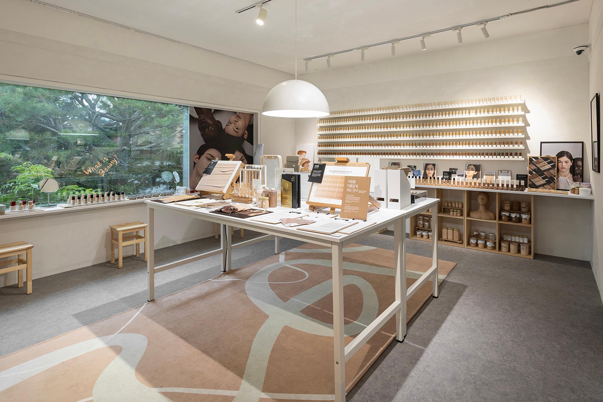 The House of Beauty scientists