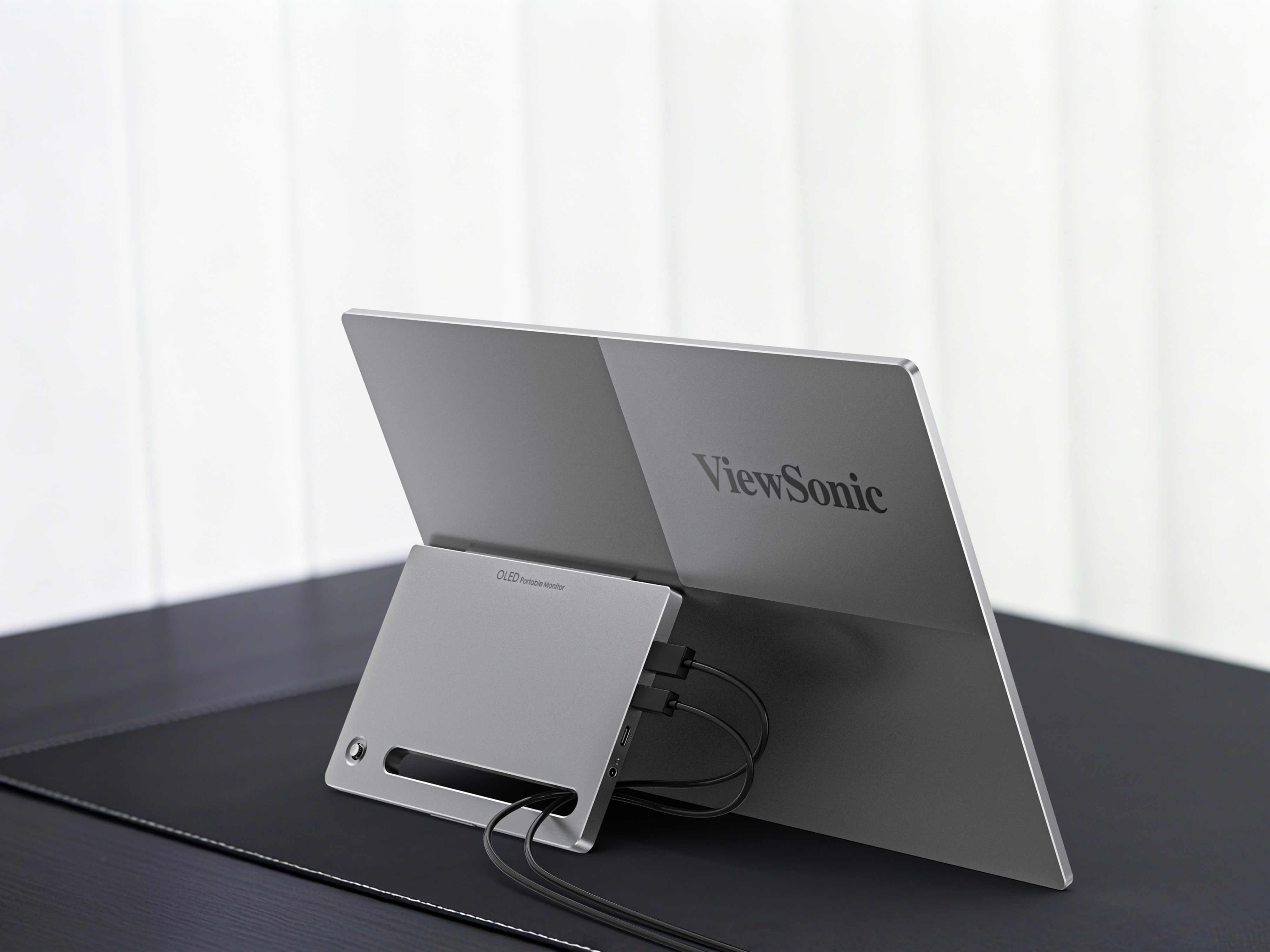 16“4K OLED Portable display