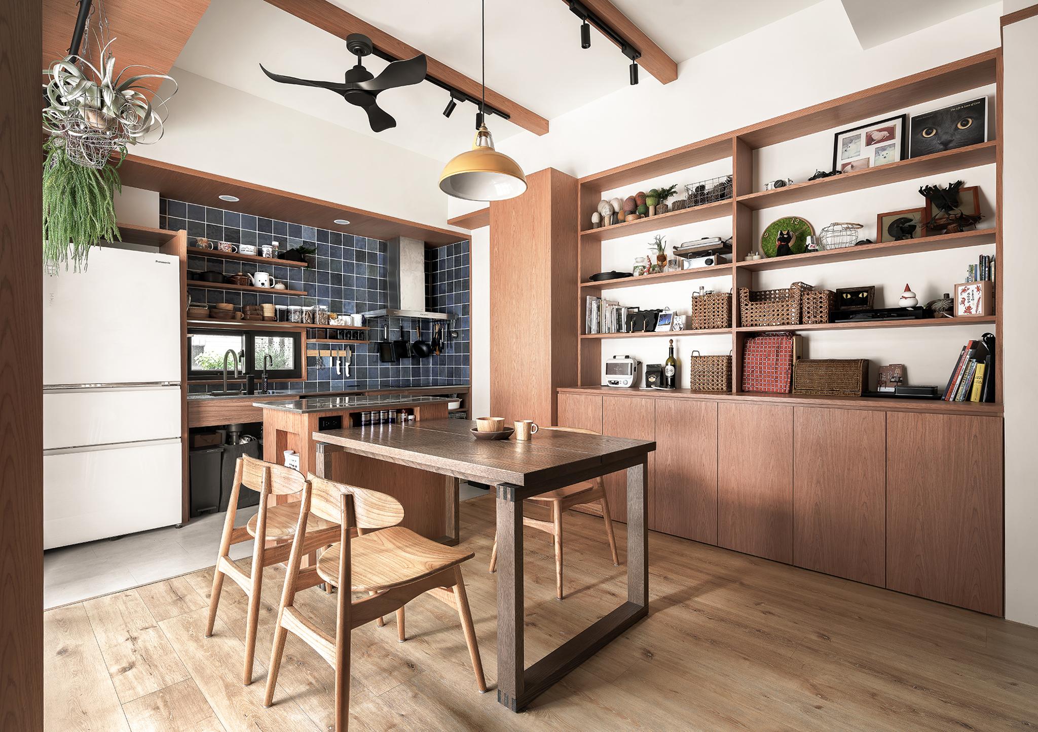 Where Radiance is Calmly unfolding