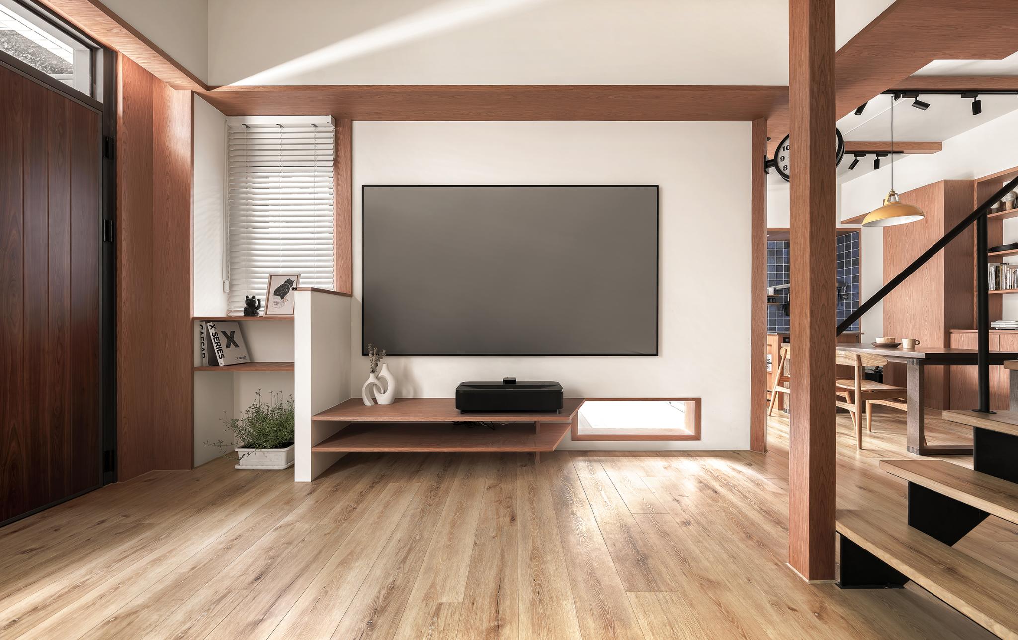 Where Radiance is Calmly unfolding