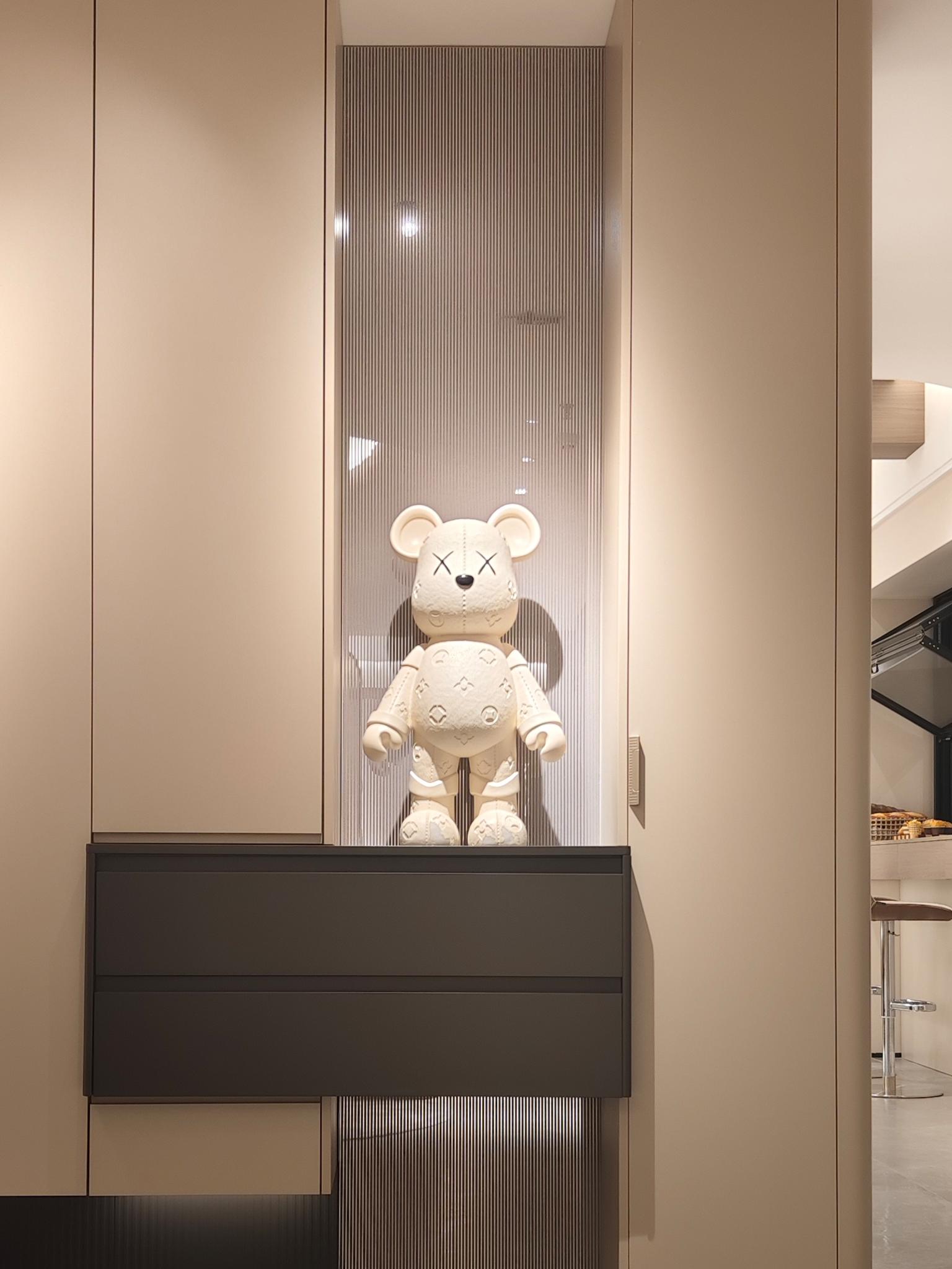 Digi-Layer Surface Panel