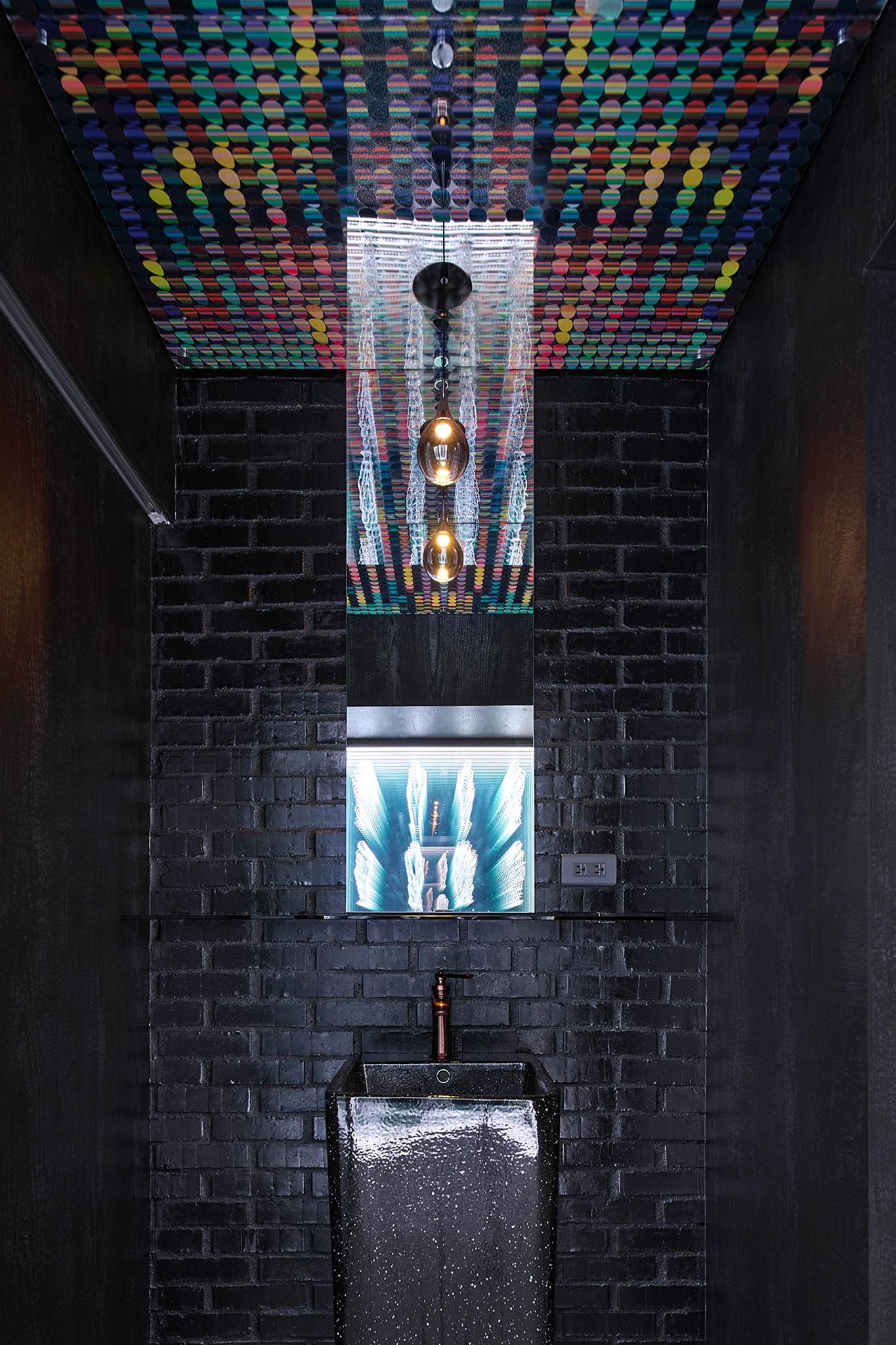 YEN TING CHO Studio and Gallery