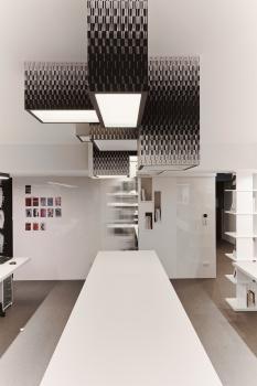 YEN TING CHO Studio and Gallery