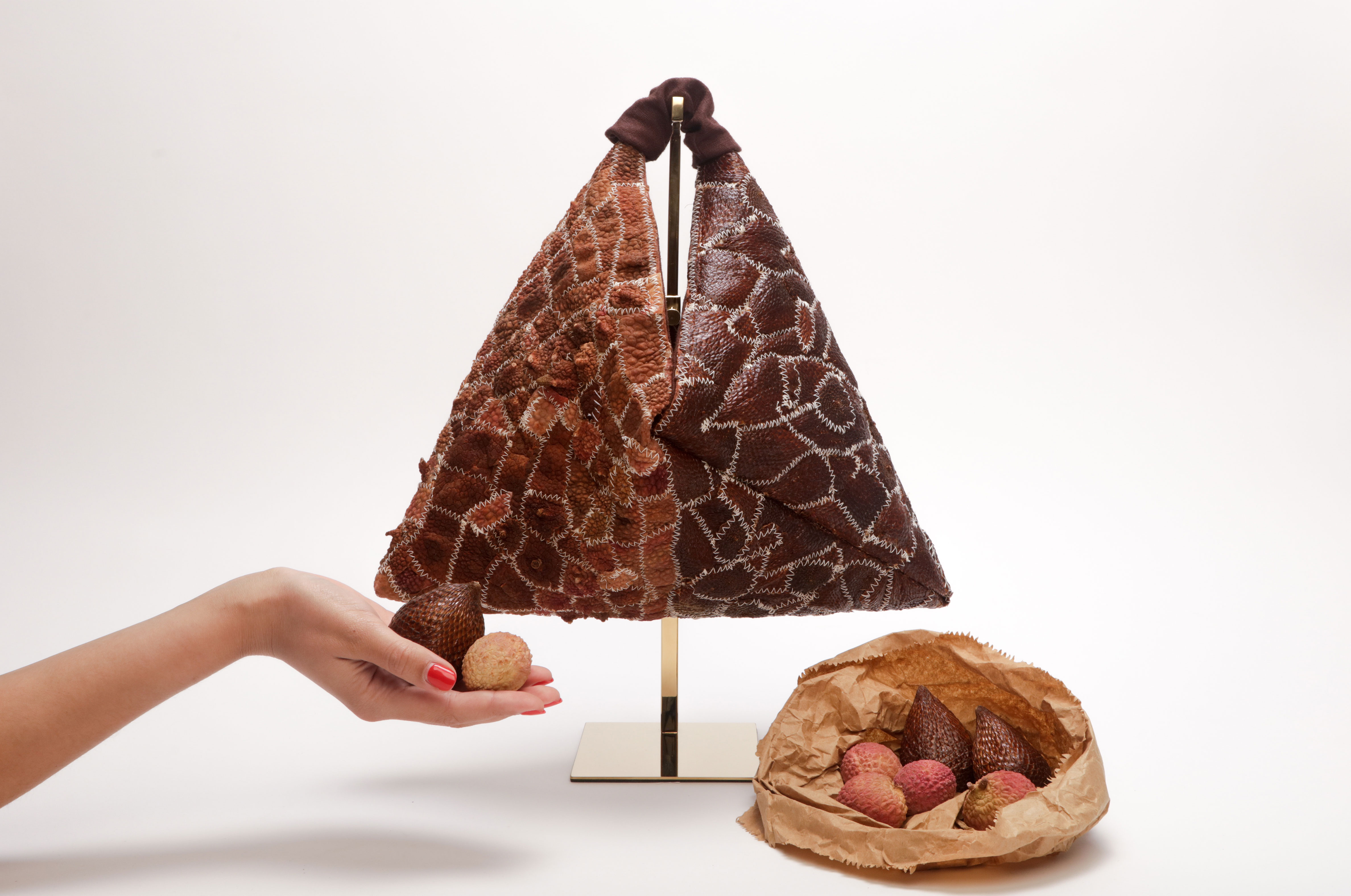 PEEL: Fruit Skins As Materials