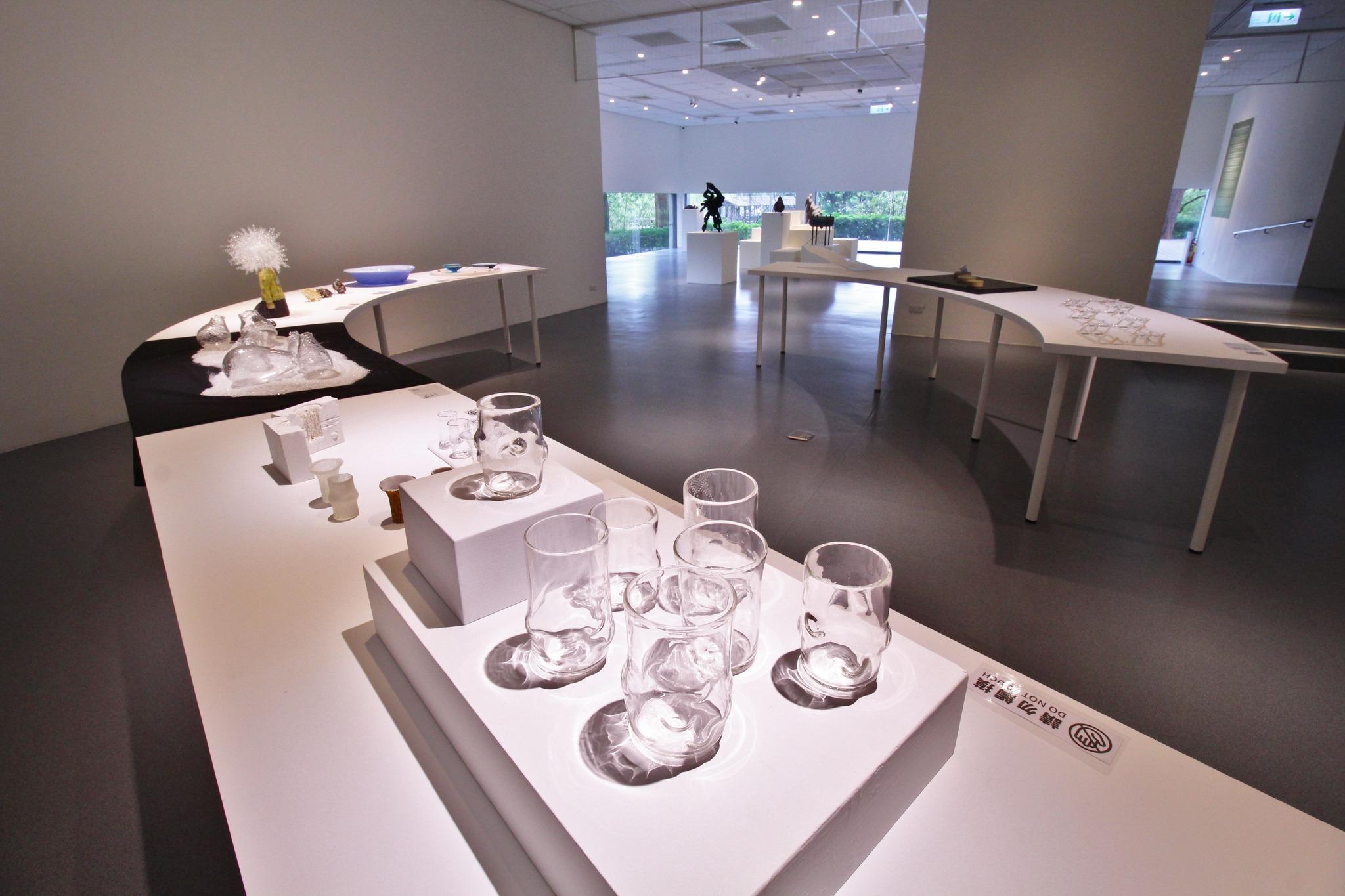 Splendid and Exquisite Like Crystal