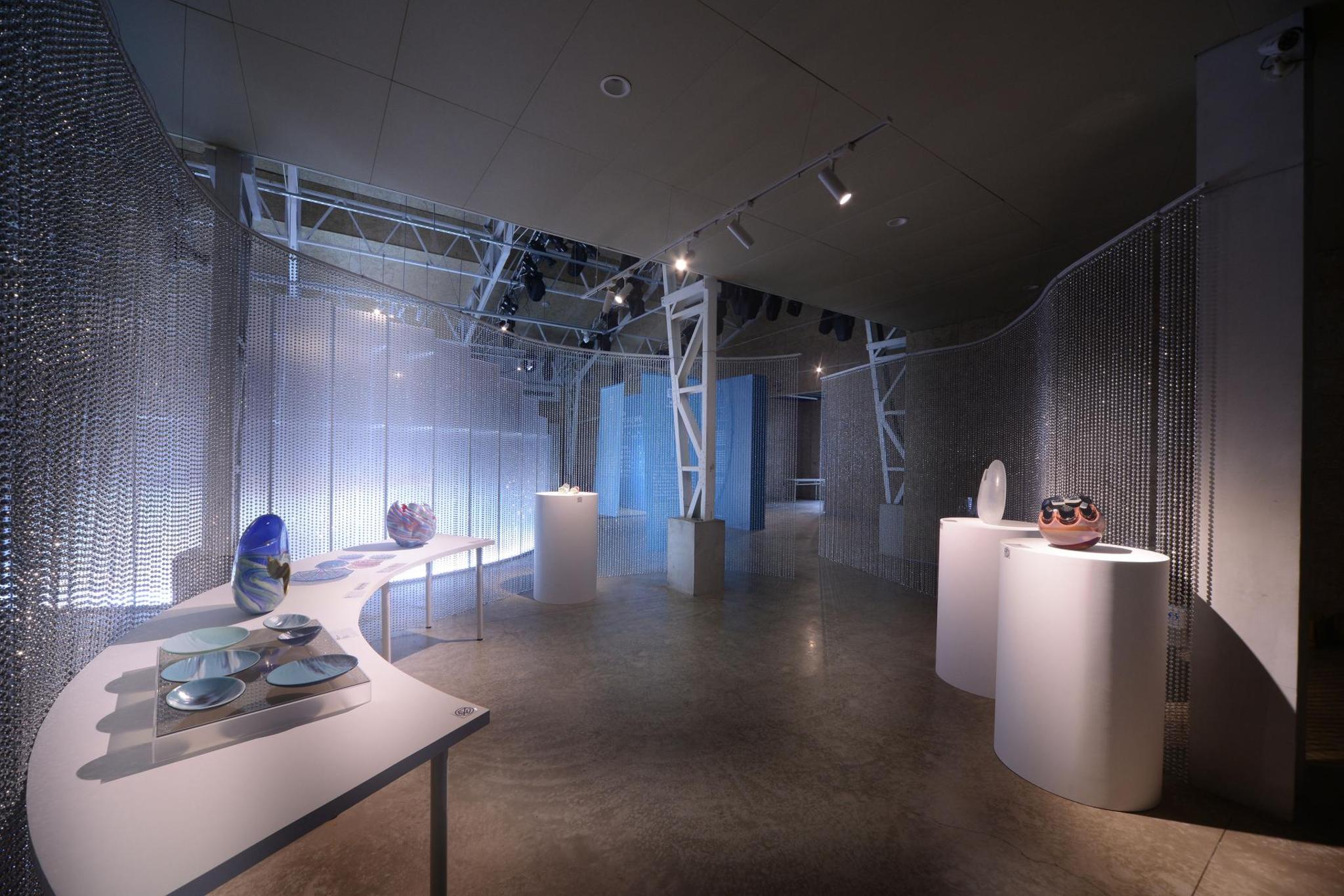 Splendid and Exquisite Like Crystal