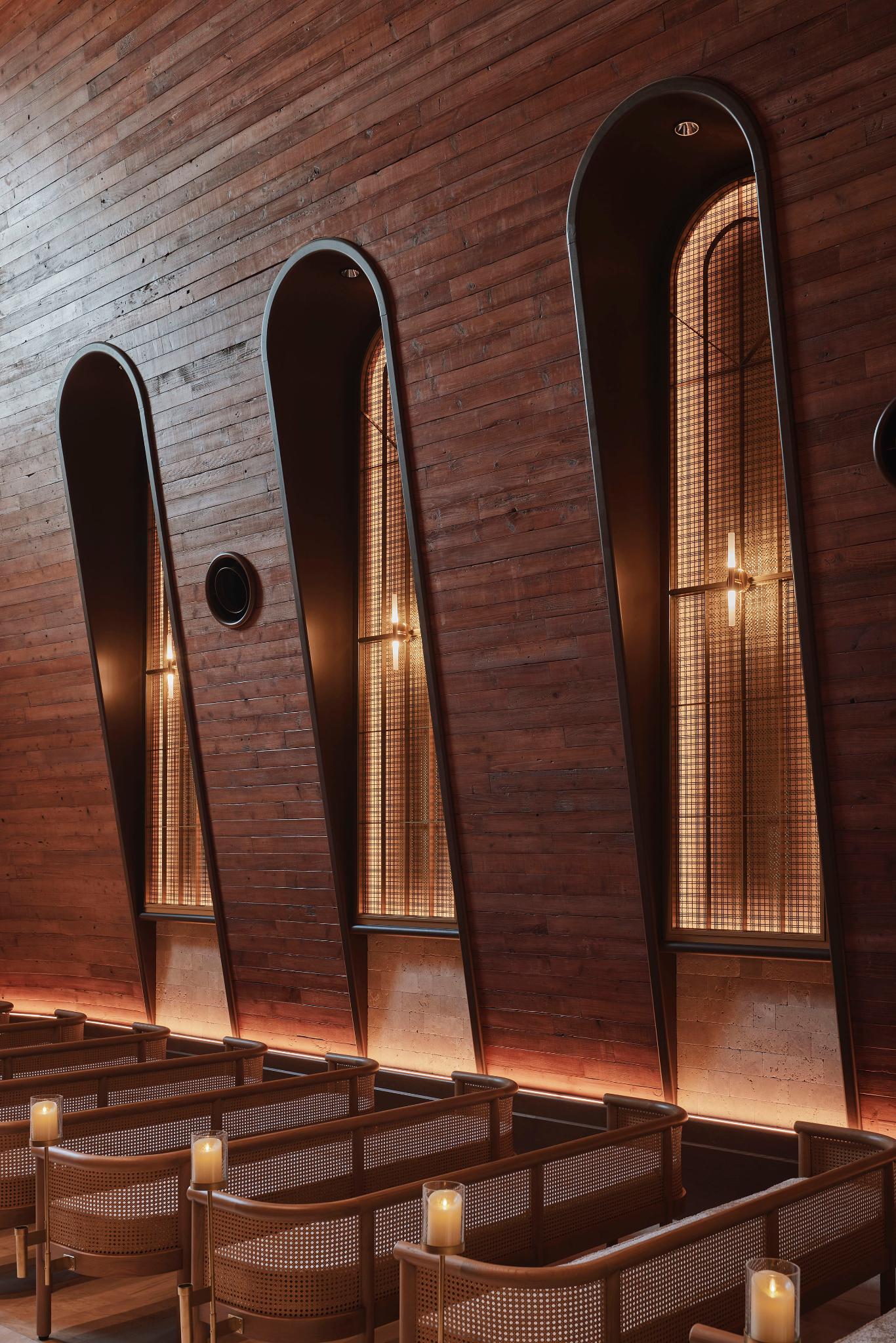 The Breeze of Yamate Bluff