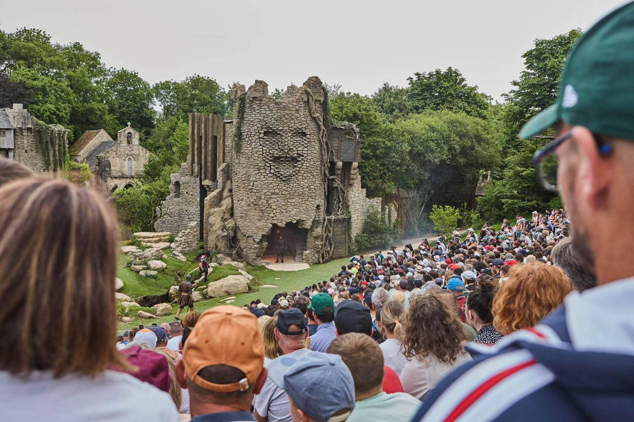 Outdoor Kinetic Sculpture for Puy du Fou
