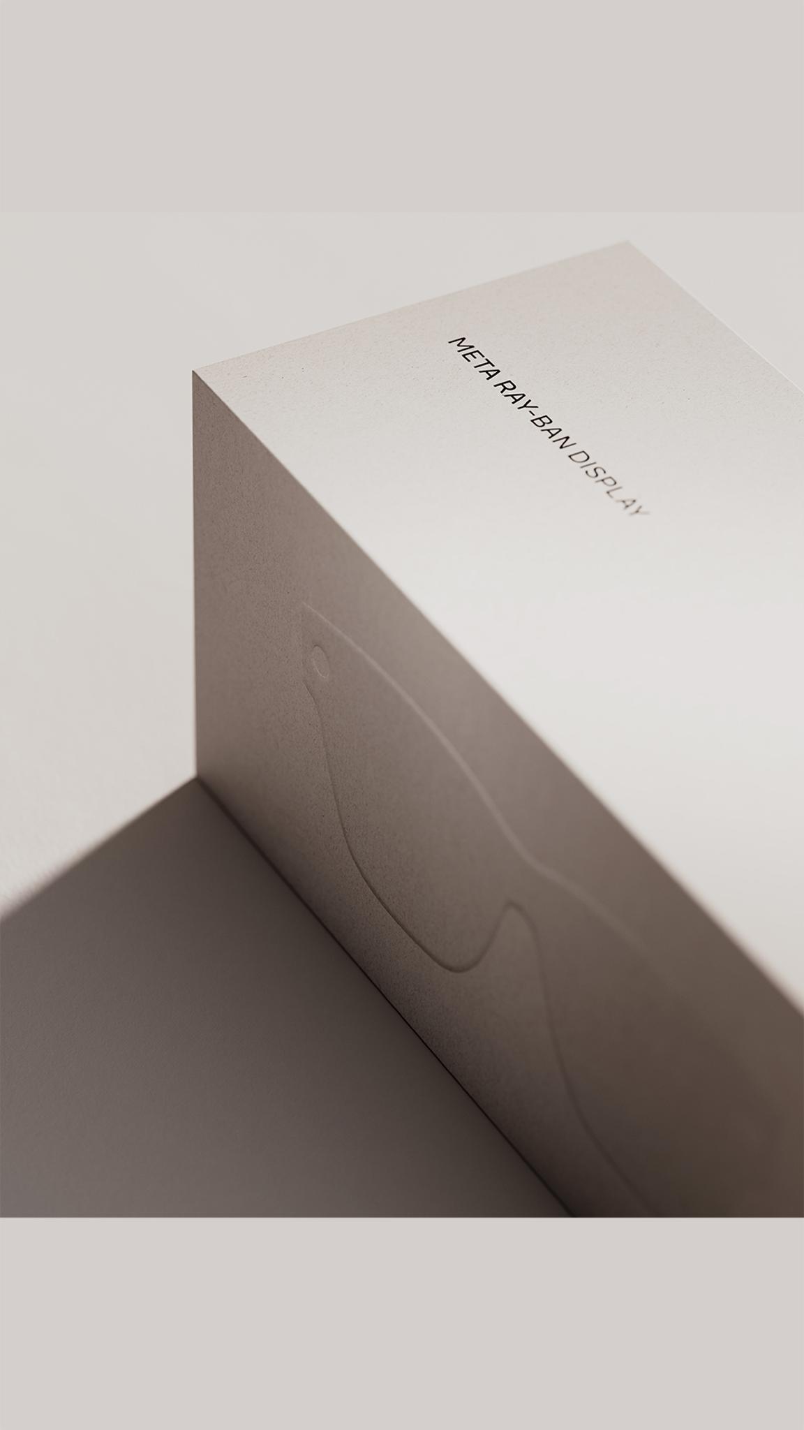 Meta Ray-Ban Display : Packaging Design