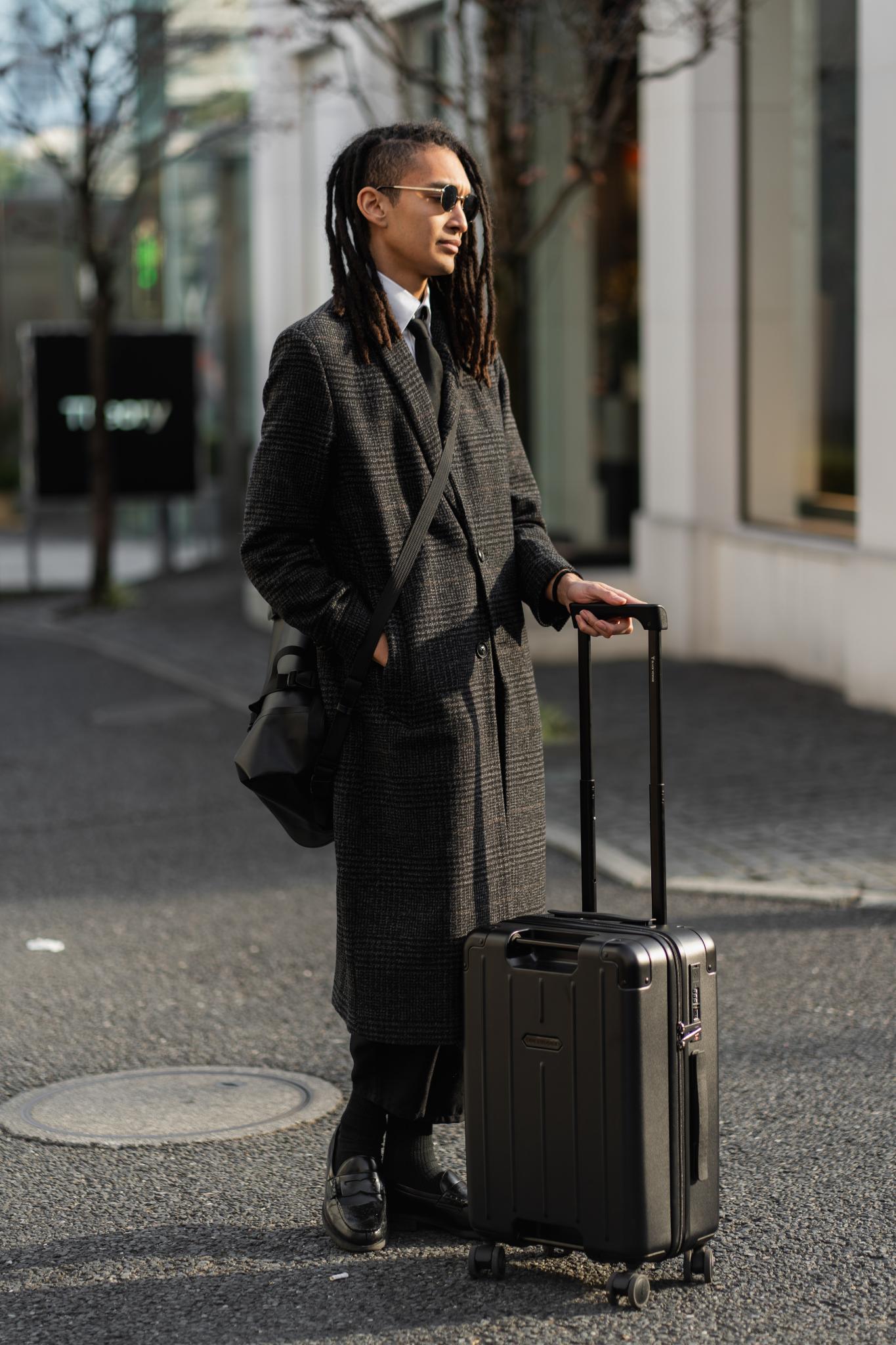 Black Voyage AirCabin Pro