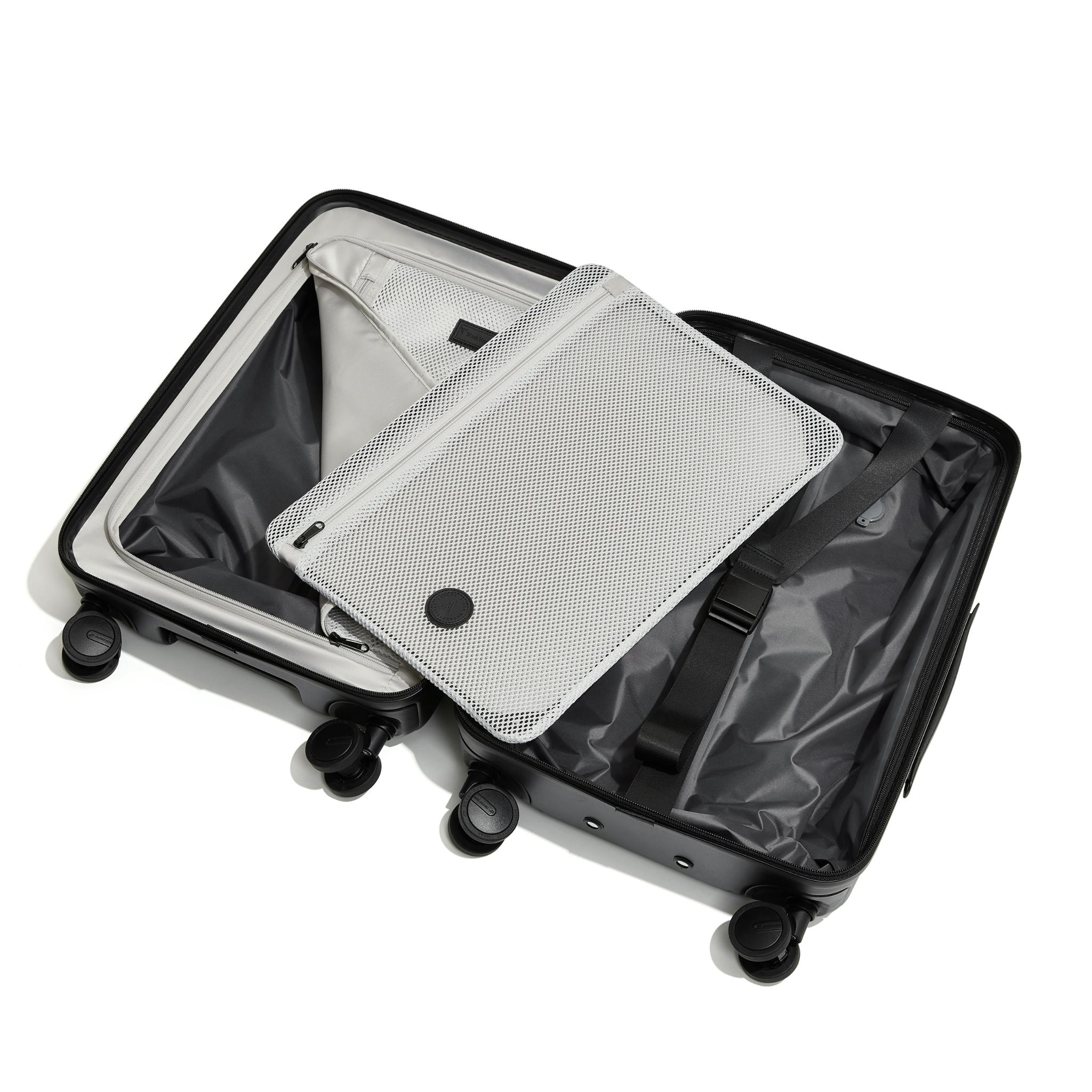 Black Voyage AirCabin Pro