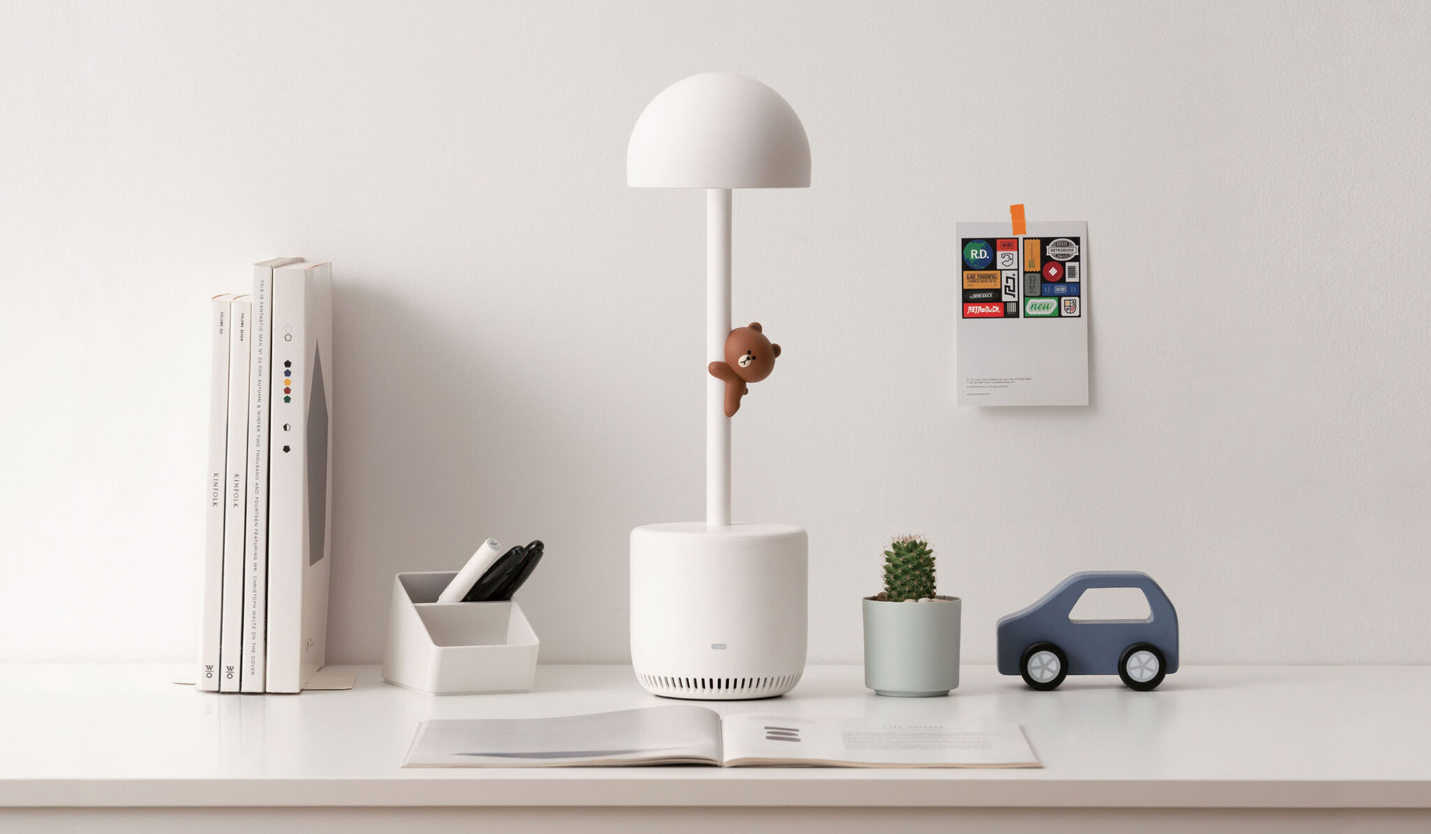 CLOVA Lamp