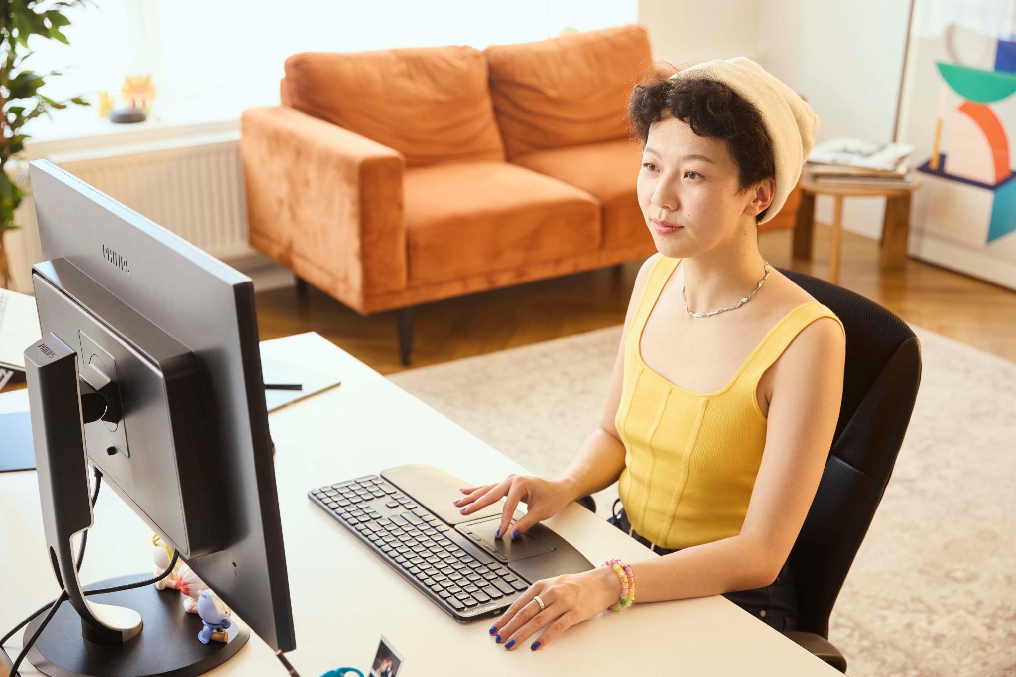 Contour Touch Ergonomic Touchpad