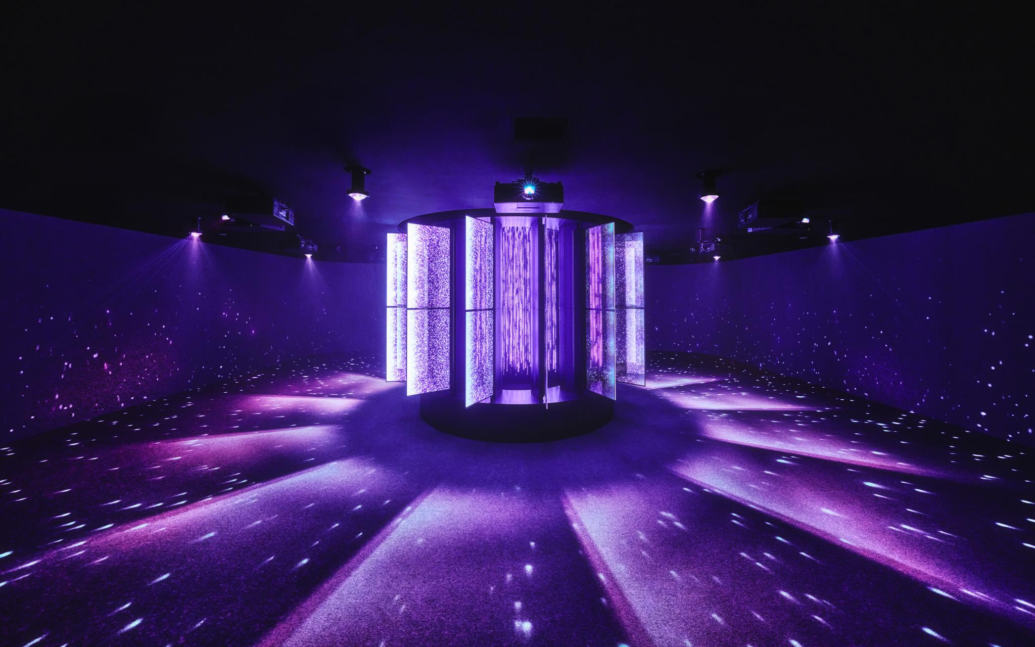 LG Electronics Flagship D5