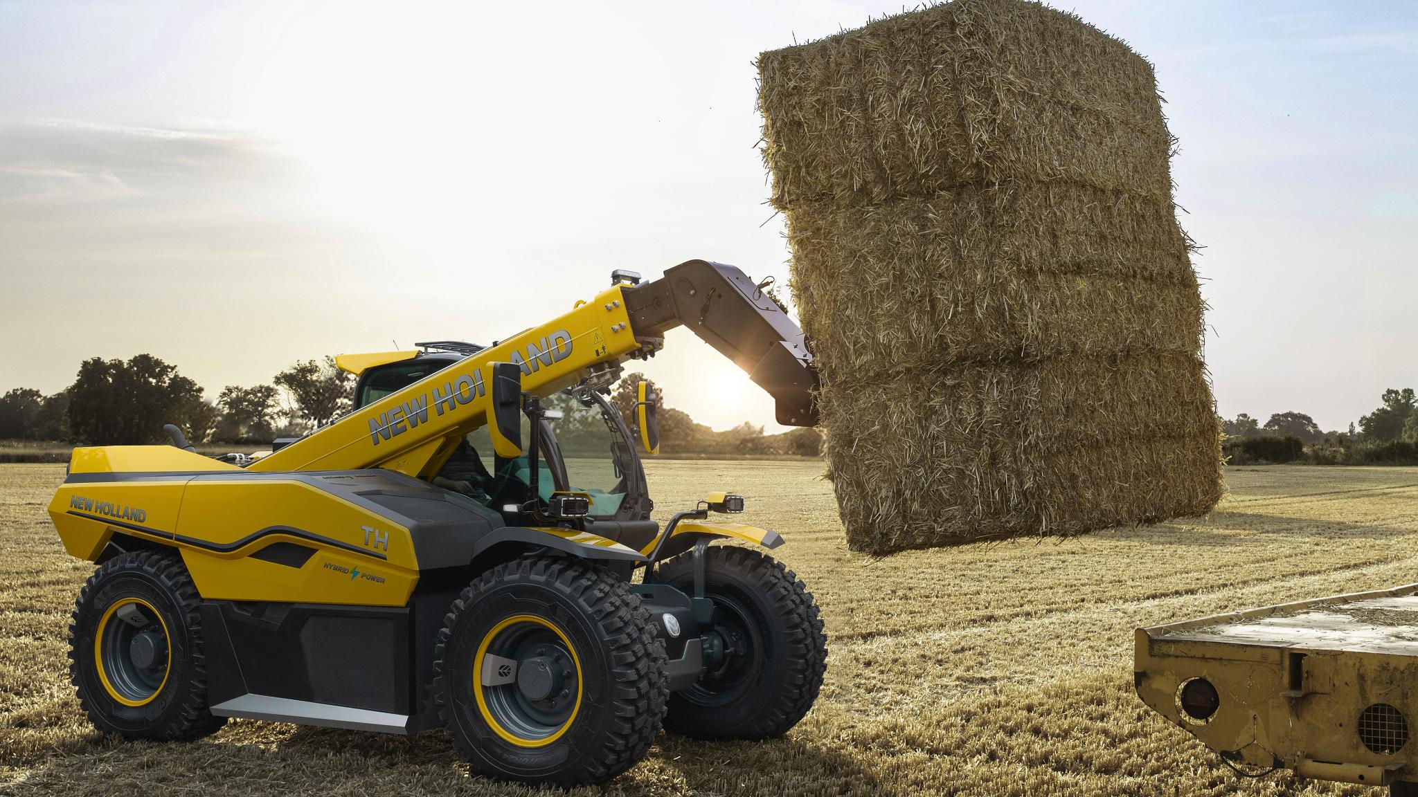 NEW HOLLAND HYBRID POWER TELEHANDLER