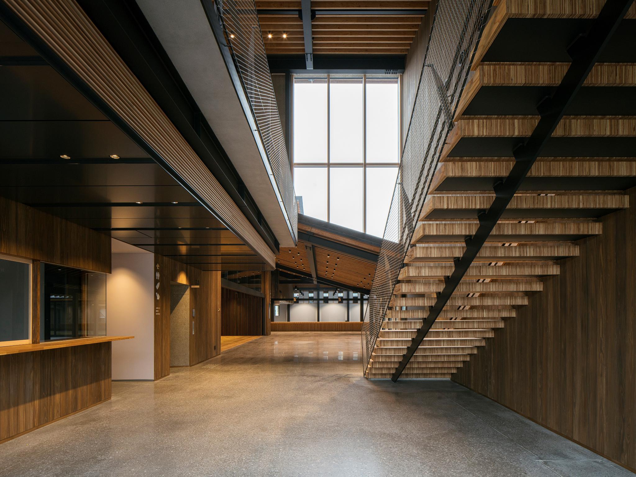 Kumenan town hall / community center