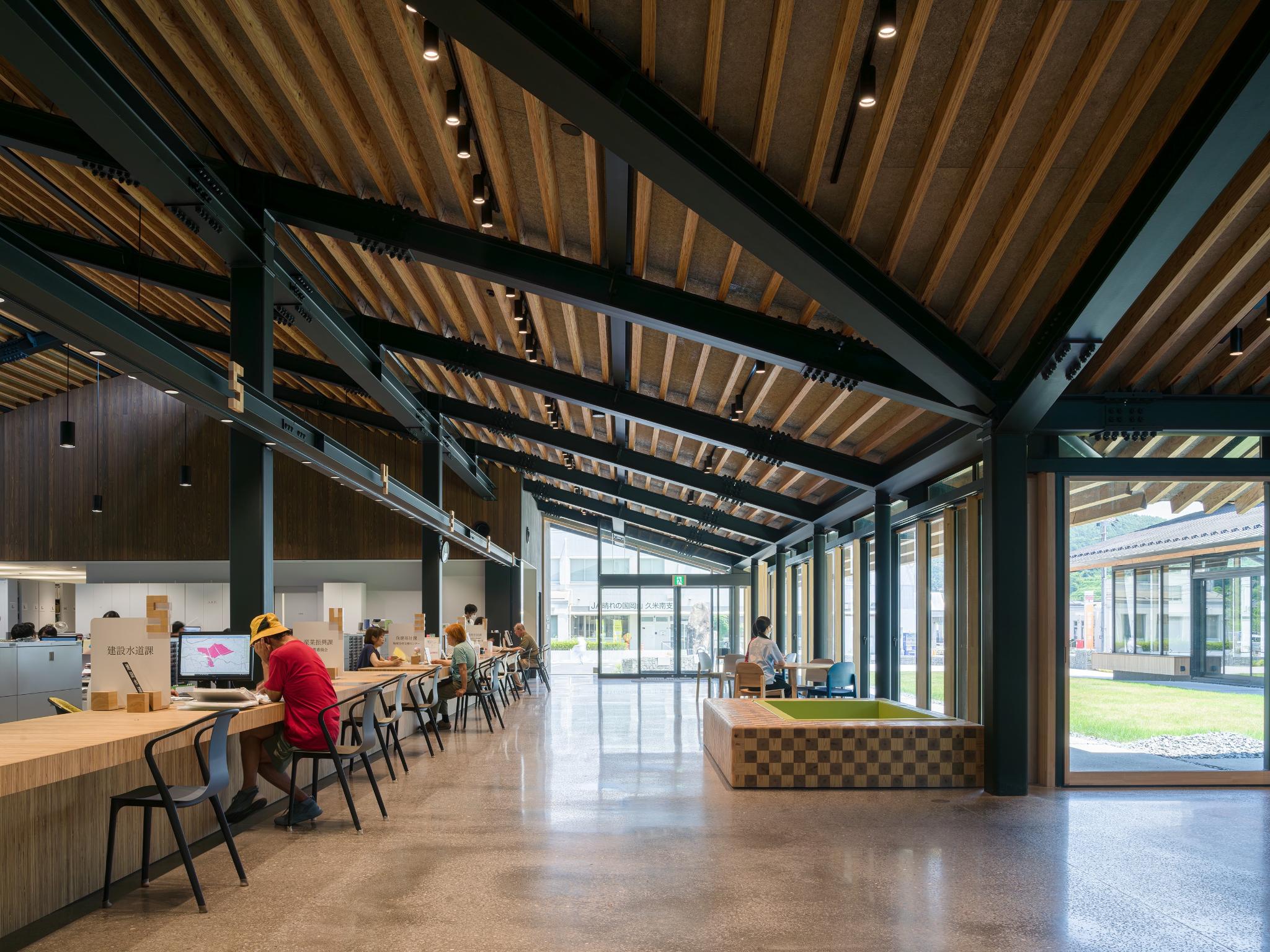 Kumenan town hall / community center