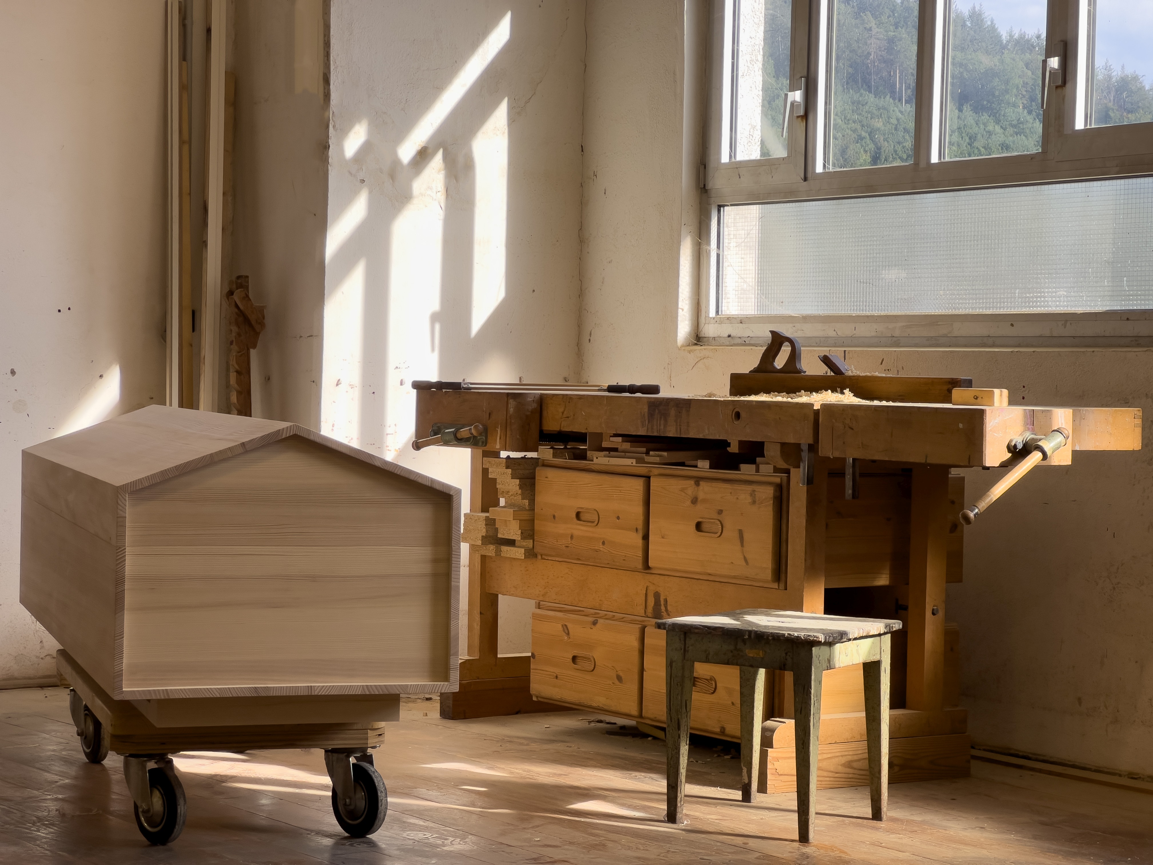 sustainable wooden coffins