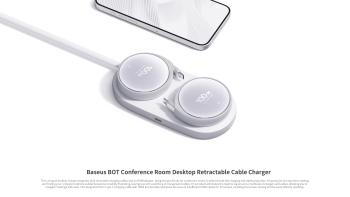 Office Desktop Power Strip with Retractable Cord