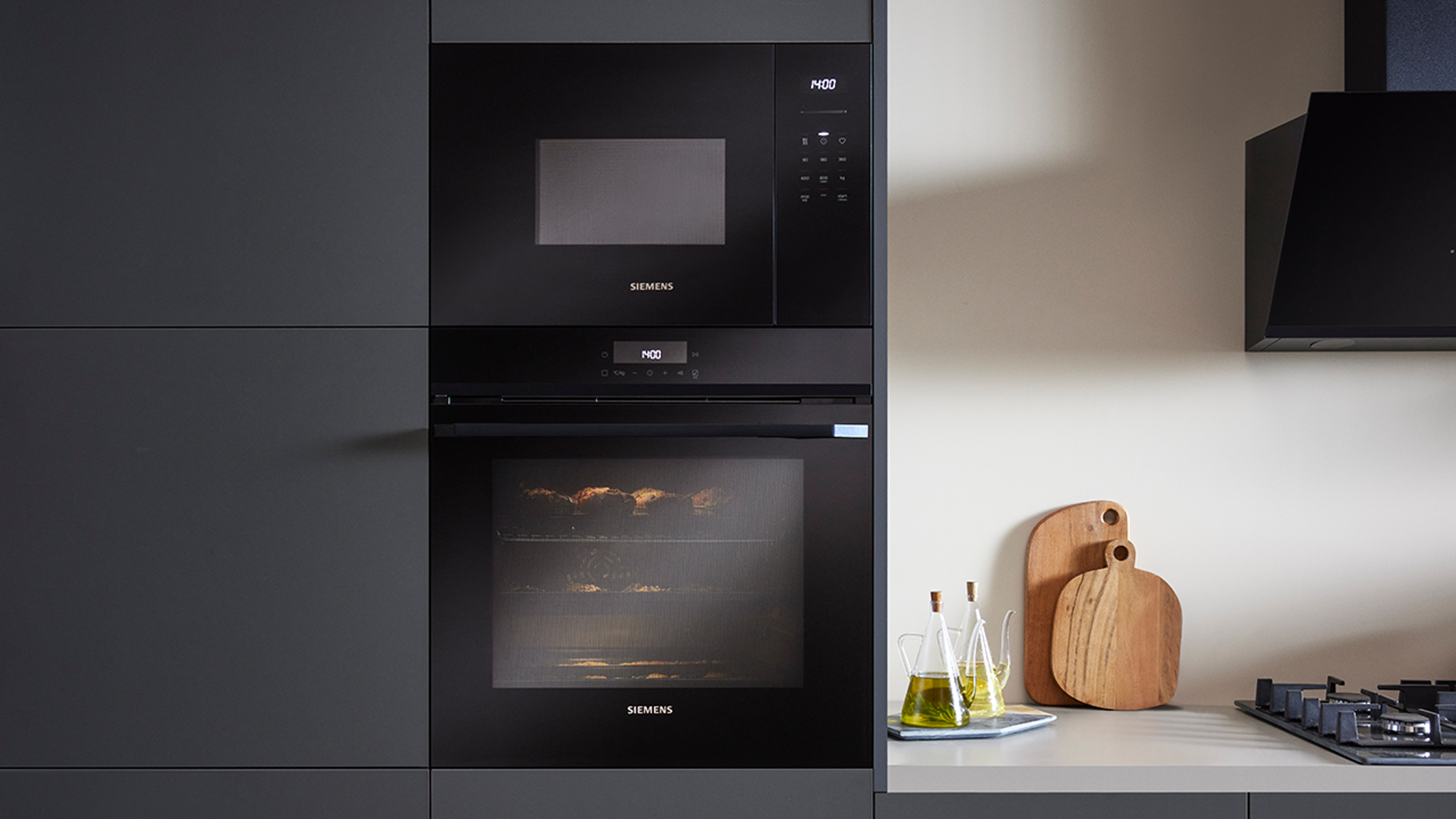 Siemens IQ500 XL Cavity Built-in Oven