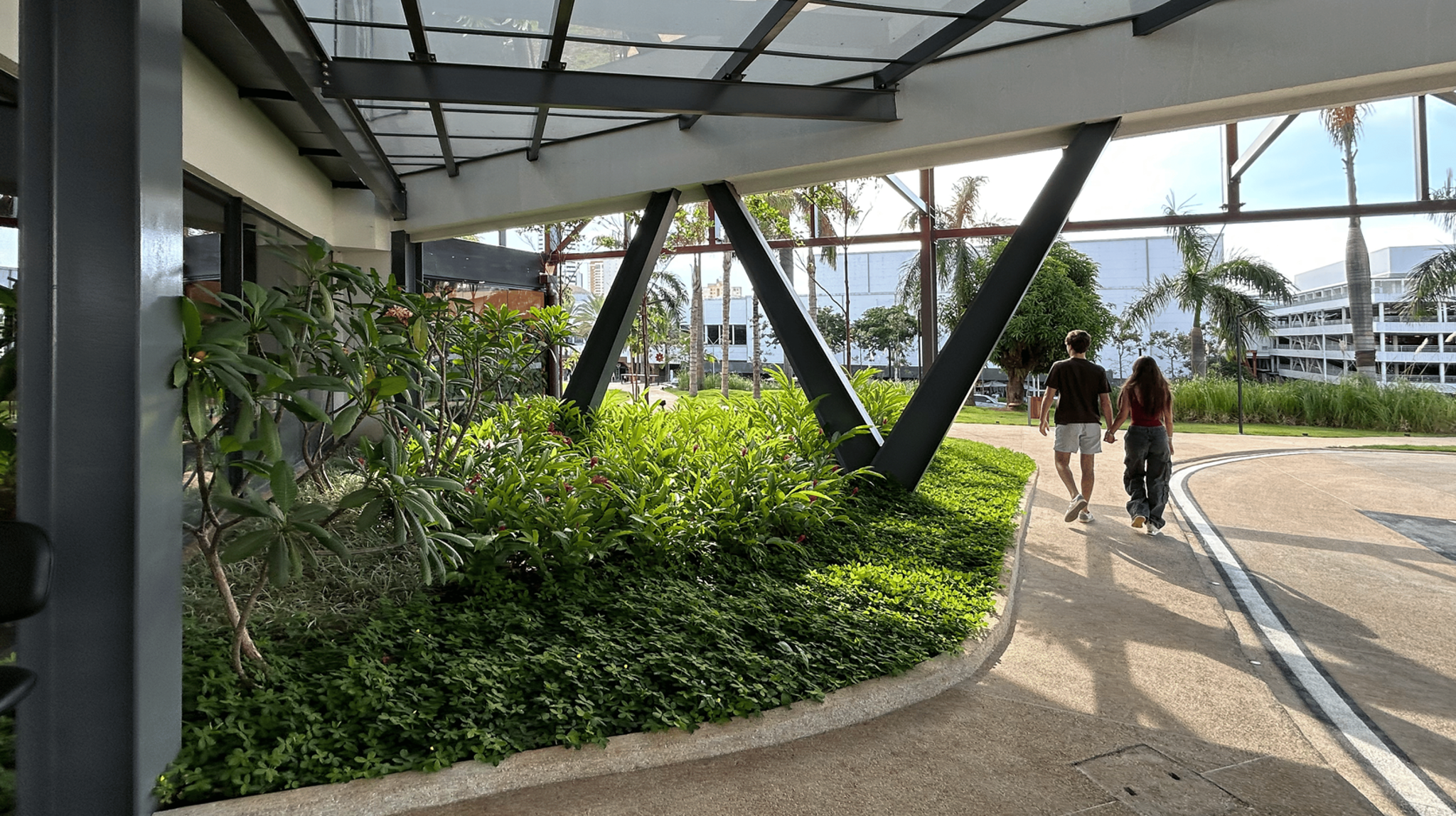 Central Hub of Flamboyant Urbanism