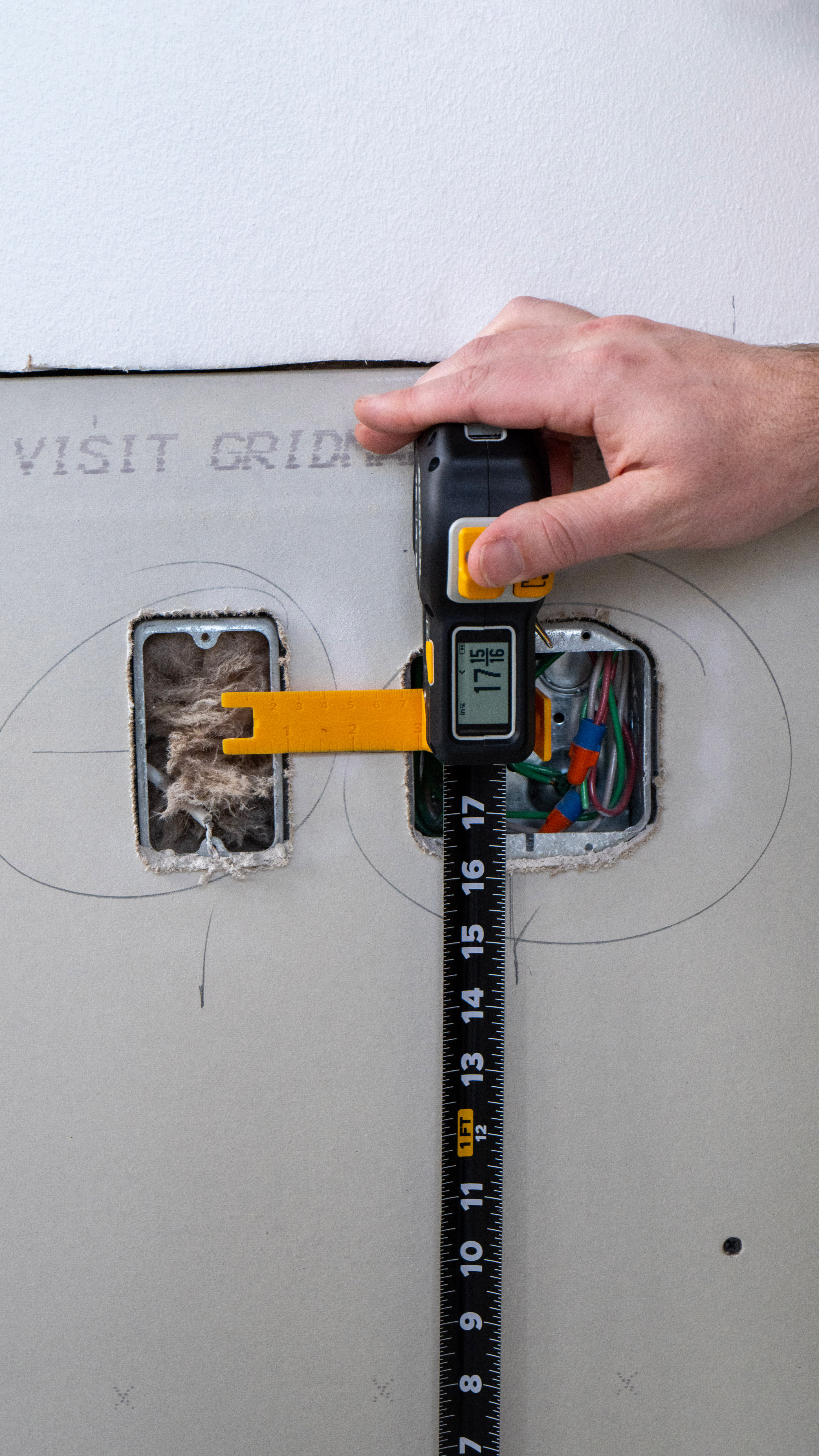 T1M Utility - Digital Tape Measure