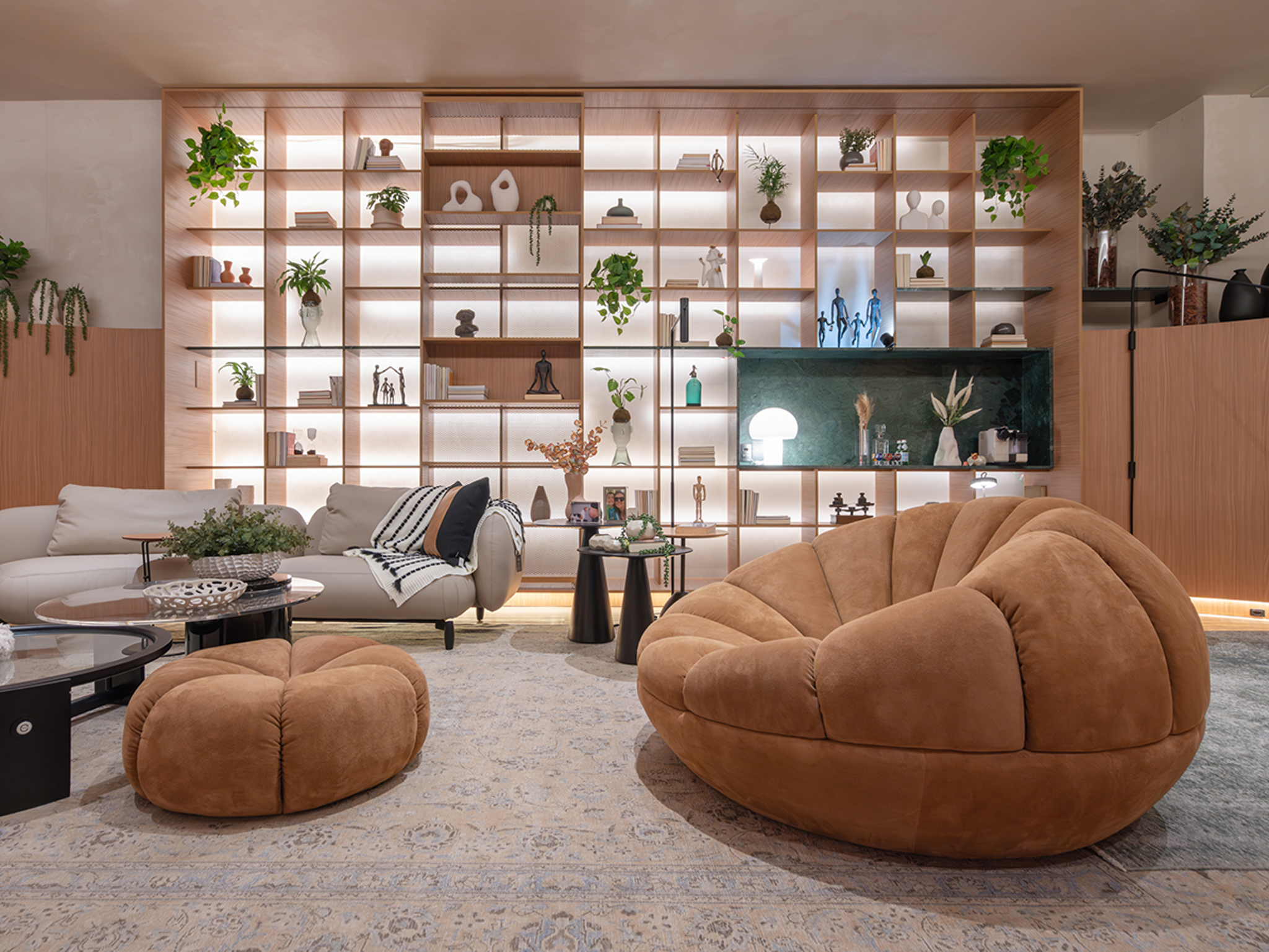 Bergamota Lounge Chair