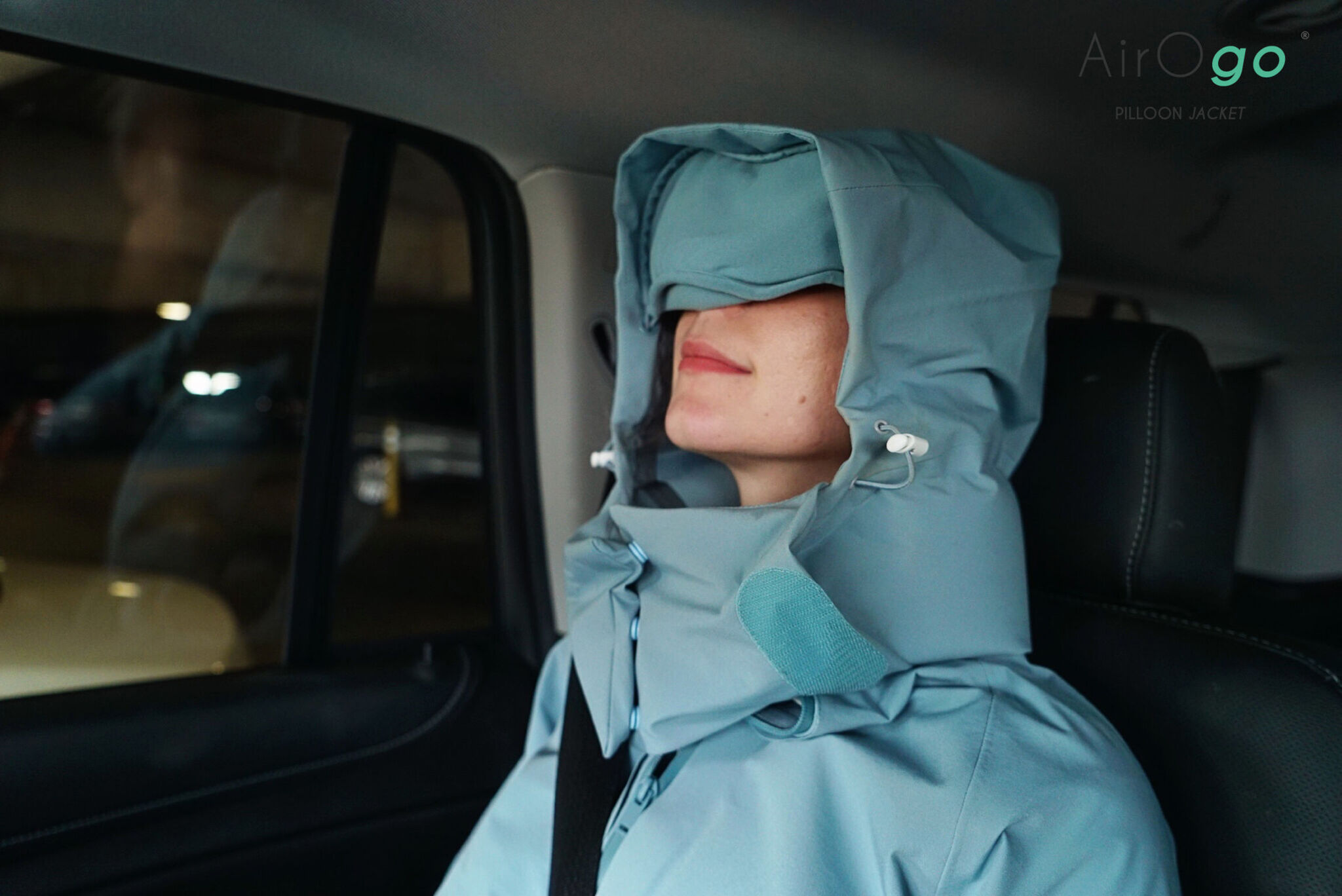 1st Flatted Build-in Travel Pillow-Pilloon Jacket