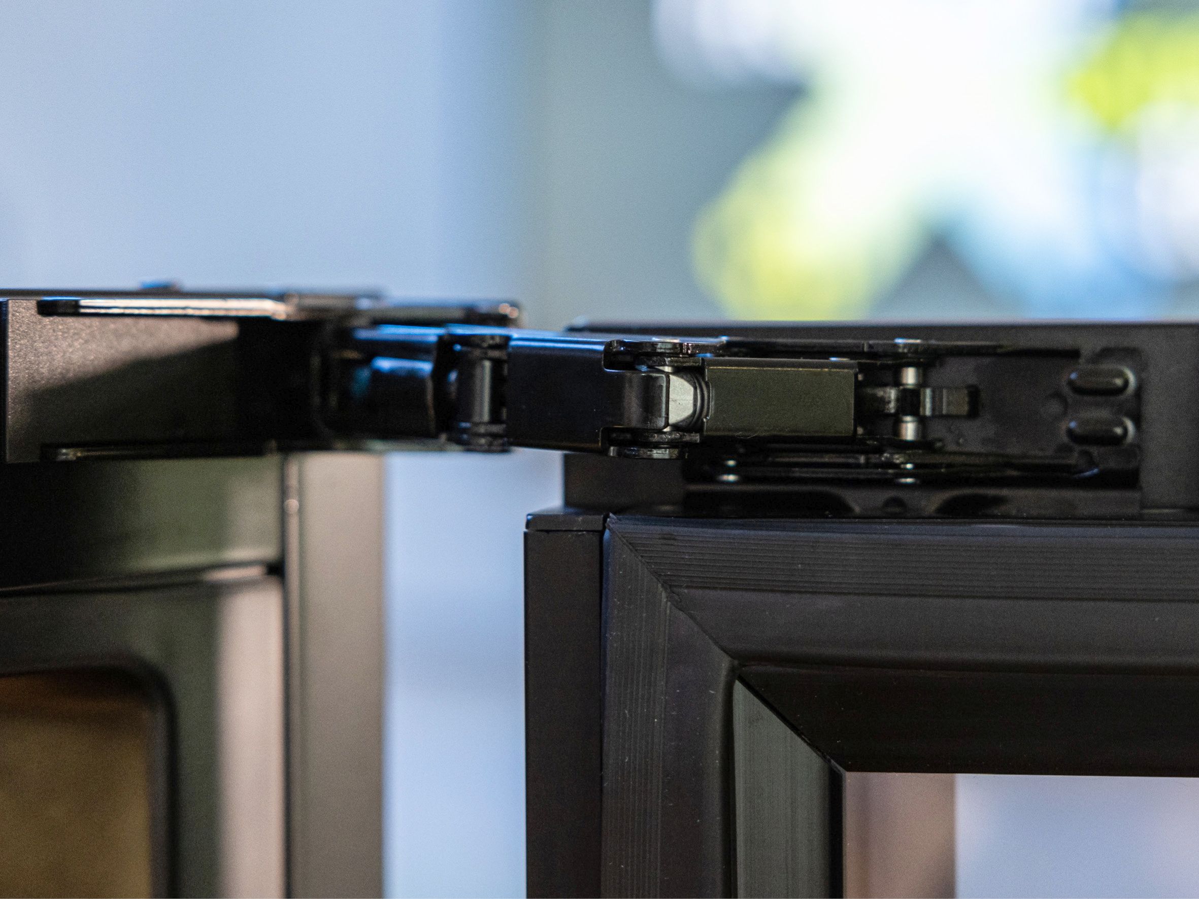 iF Design K 08 hinge for wine coolers