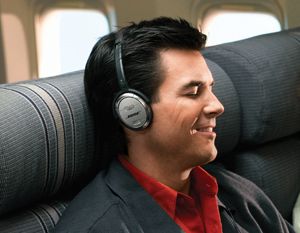 QuietComfort® 3 Acoustic Noise Cancelling® Headphones