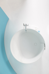Affetto Lithocast Bath