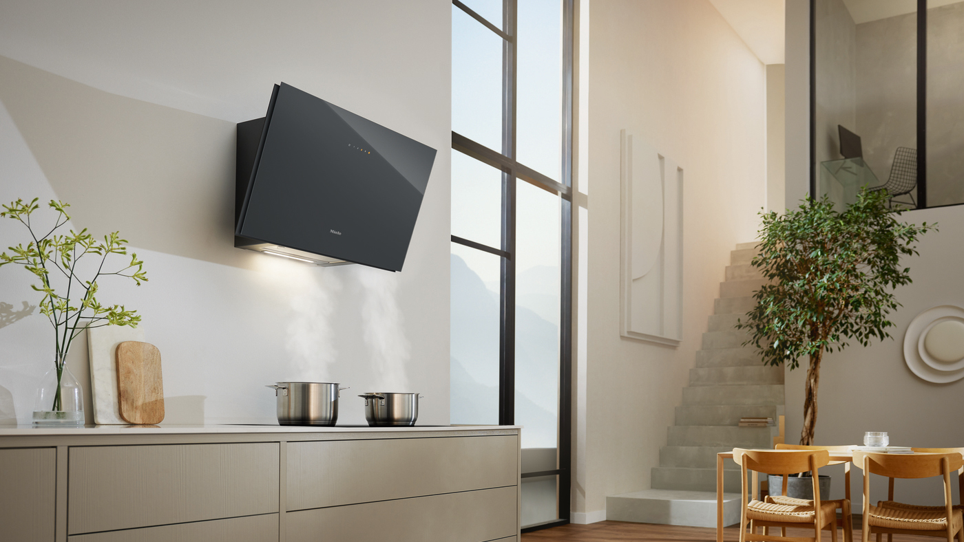 Escala Head-Free Hood Series