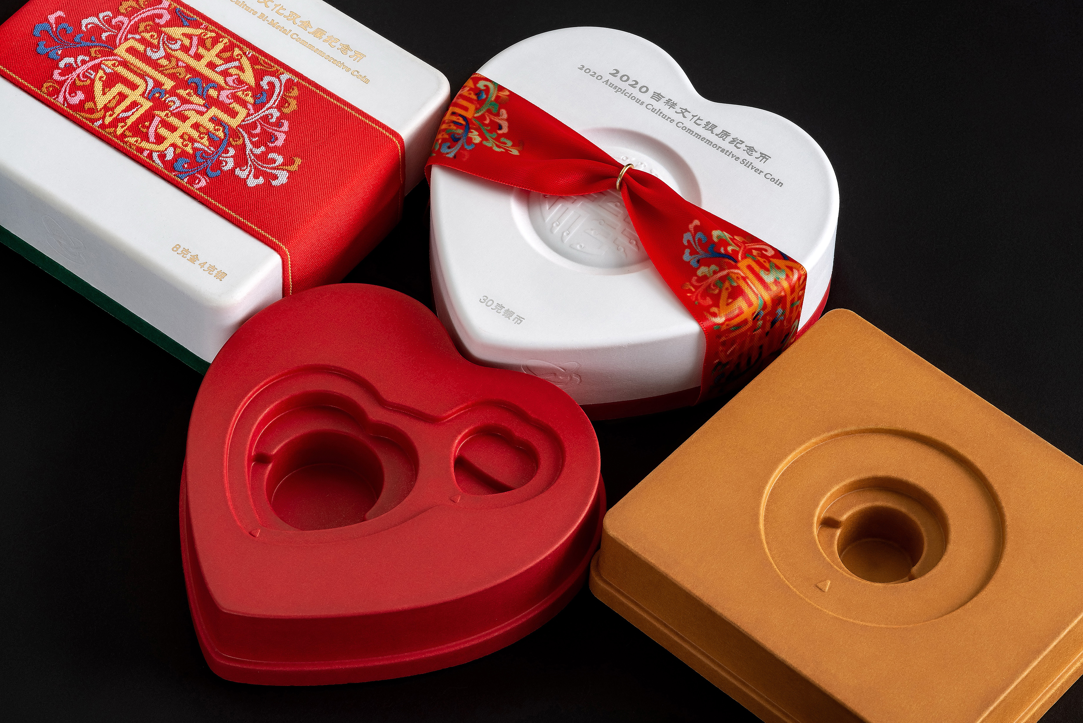 China gold coin packaging design