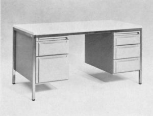 3 K - AKTUELL-Schreibtisch 0316.010
