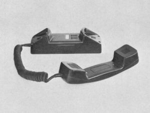 Handapparat mit Auflage  /1975