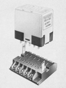 Relais-Schütz 105 A 400 Fassung 012