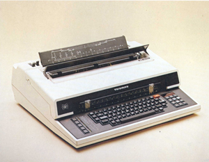 Elektronische Schreibmaschine SE 1030