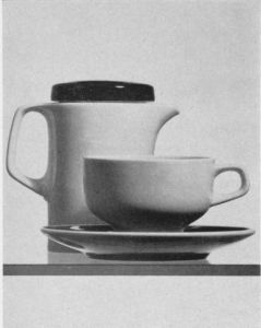 Kaffee-Tee-Geschirre, Suppentassen, Fonddekor Form 6200