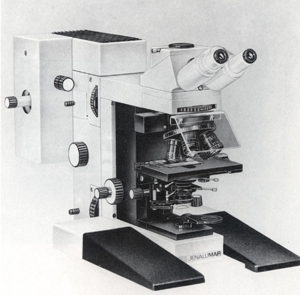 Fluoreszenz-Forschungsmikroskop JENALUMAR