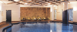 Innenarchitektur Hotelschwimmbad