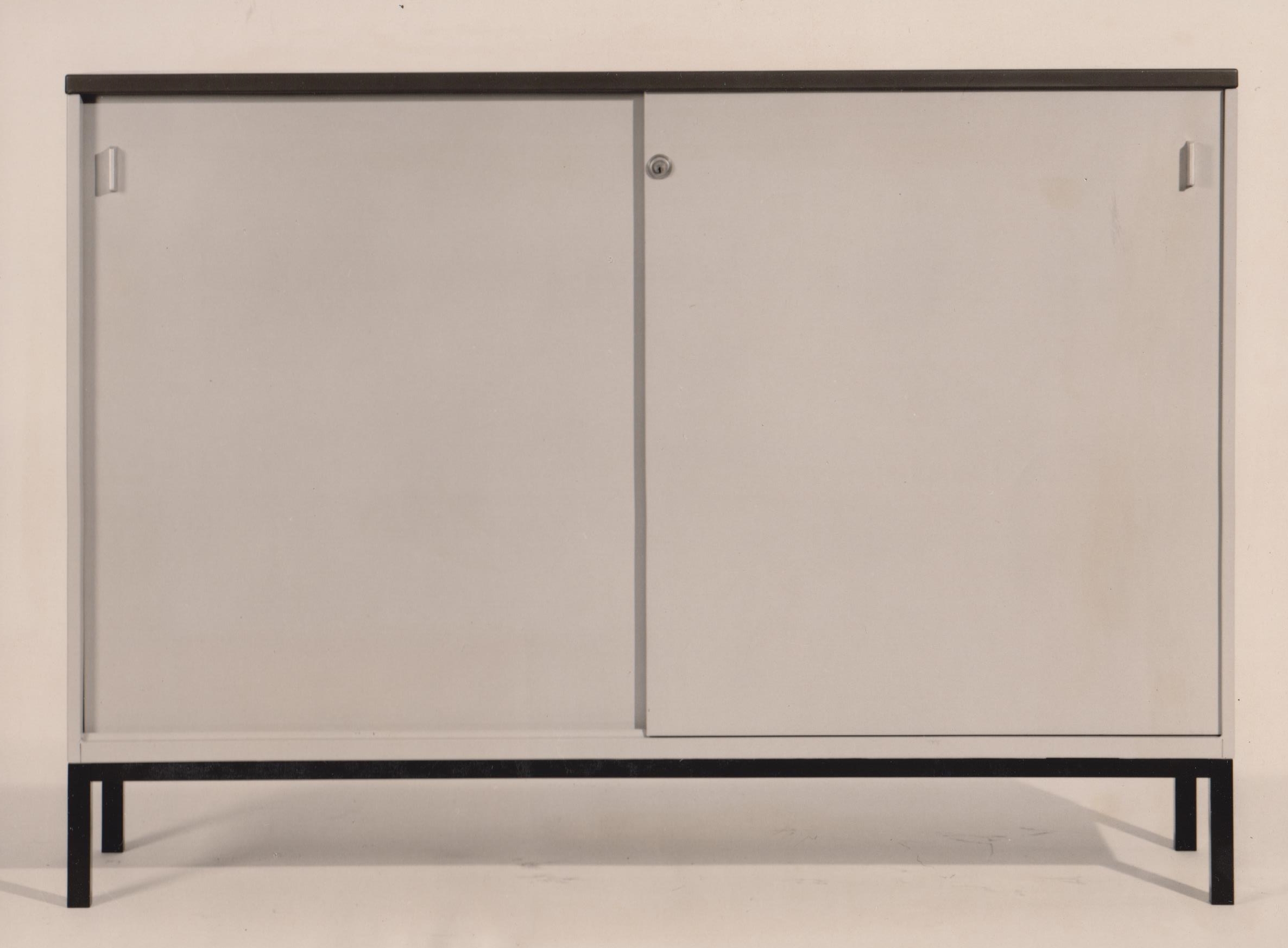 Thekenschrank 2563-3